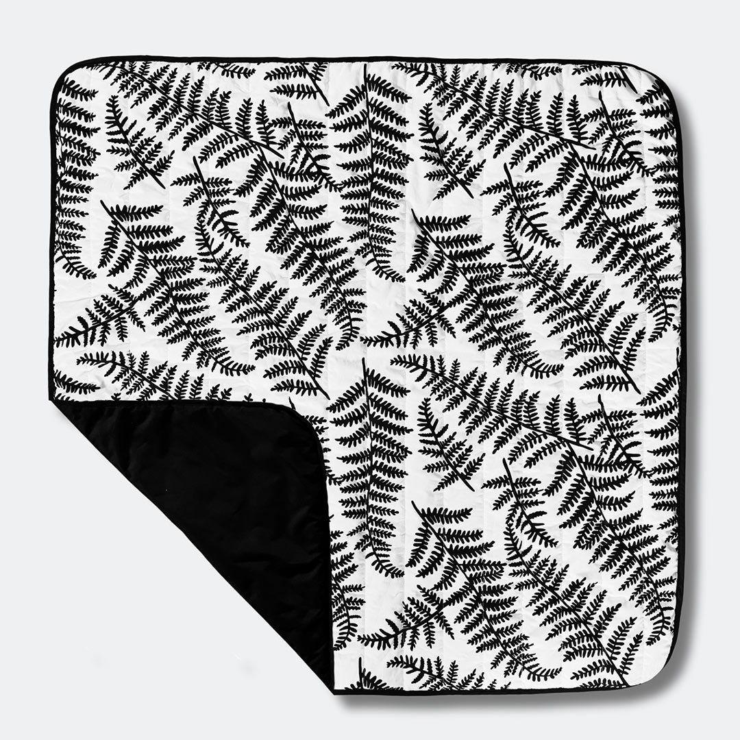  Etta Loves Outdoor Playmat - Black & White、mySite、merchandisen