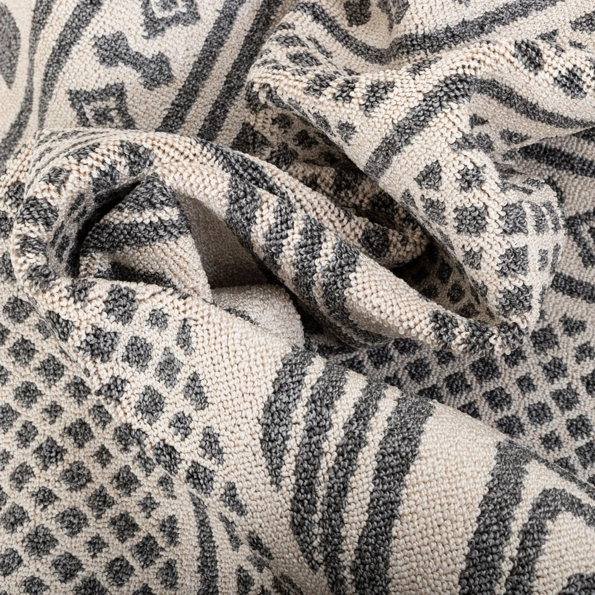 Cruce Tribal Moroccan Geometric Grey Kilim-Style Rug、mySite、gigharbornorthrealestate