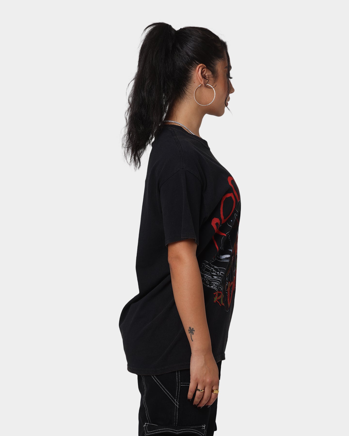 {product_title} - {shop_name}