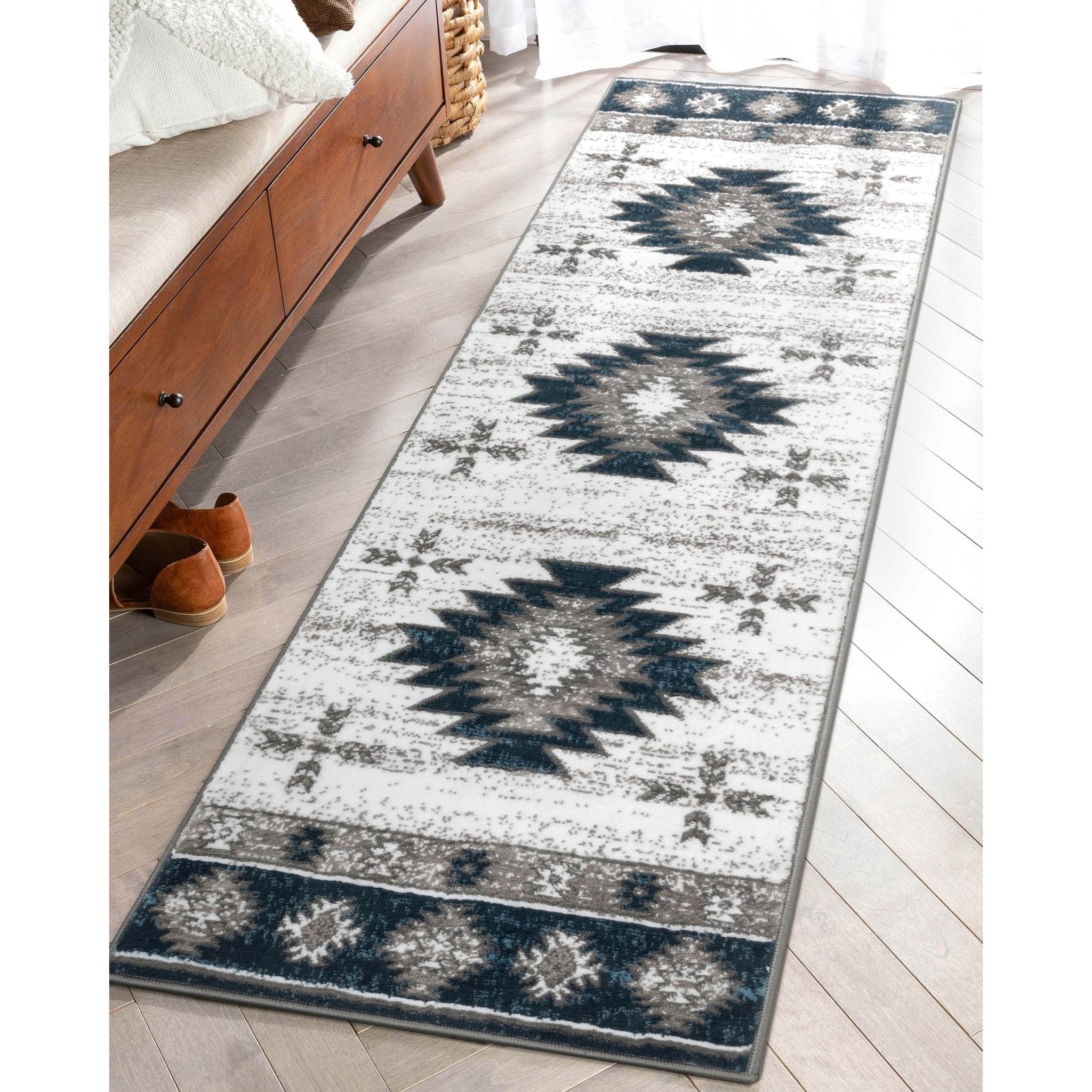 Rodrigo Southwestern Diamond Rug、mySite、gigharbornorthrealestate