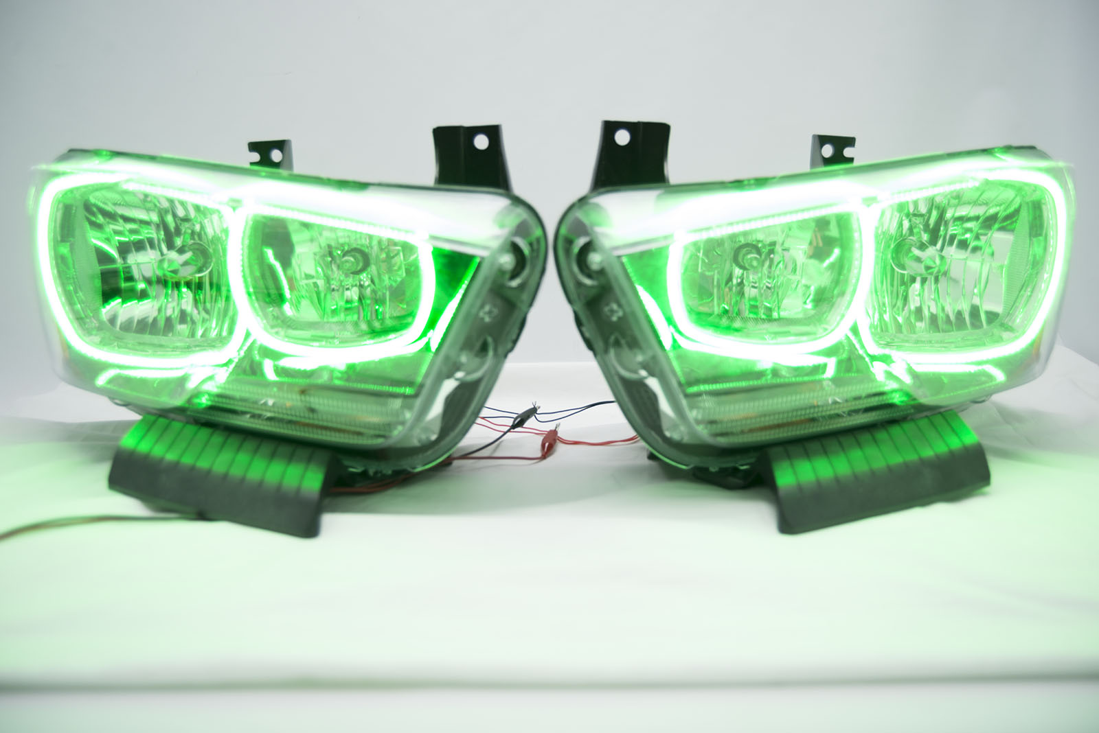 2011-2014 Dodge Charger Headlights - ORACLE Green LED Halo Kit Pre-Installed、mySite、nflplayoffbracketp