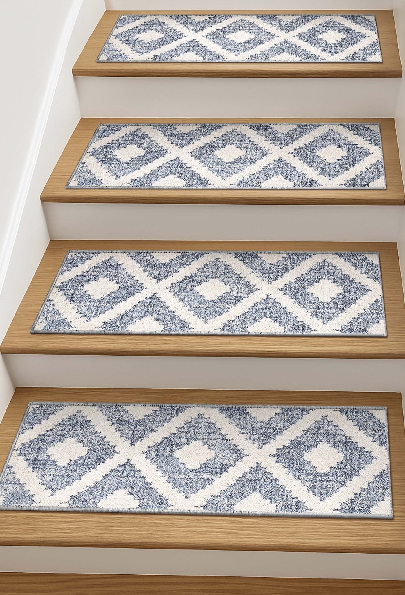 Ailey Blue Stair Tread Rugs、mySite、gigharbornorthrealestate