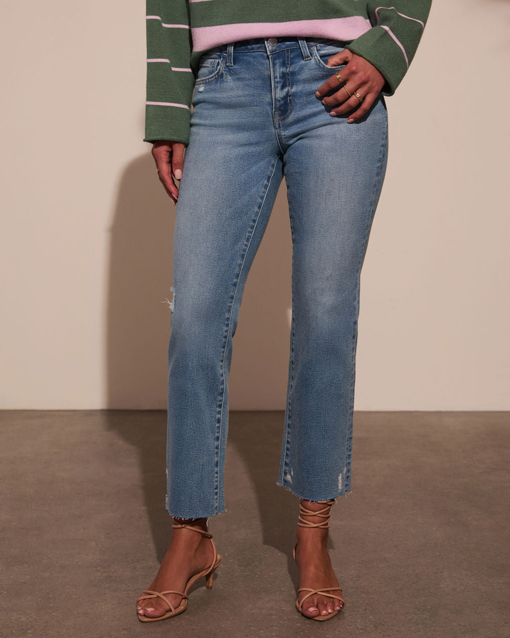 {product_title} - {shop_name}