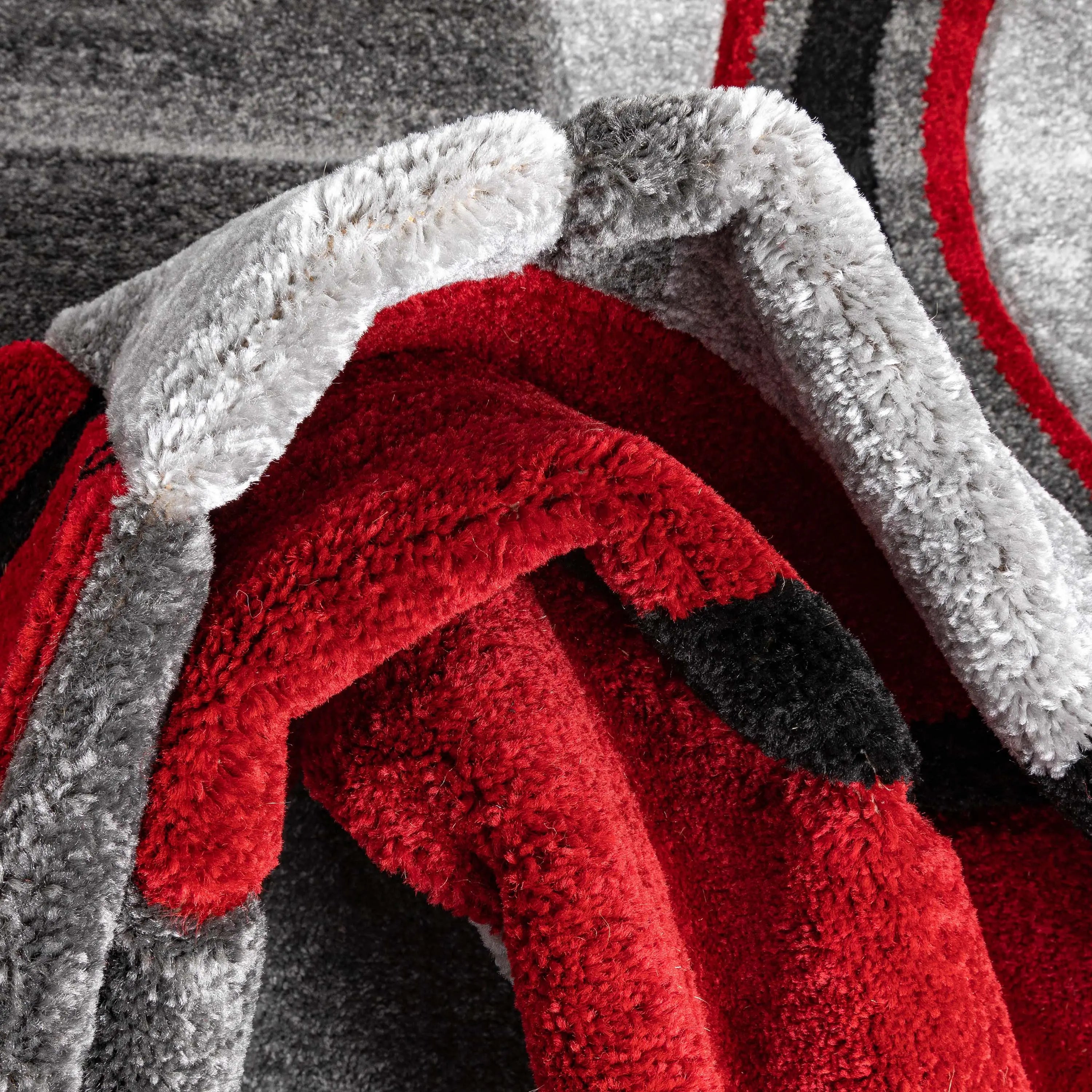 Galaxy Waves Grey Red Modern Geometric Rug、mySite、gigharbornorthrealestate