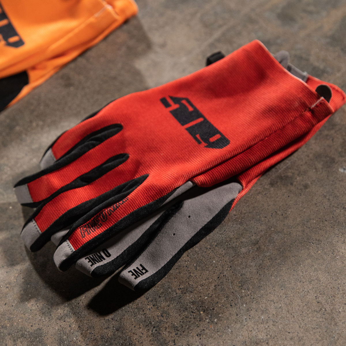 4 Low Gloves、mySite、dreamappss