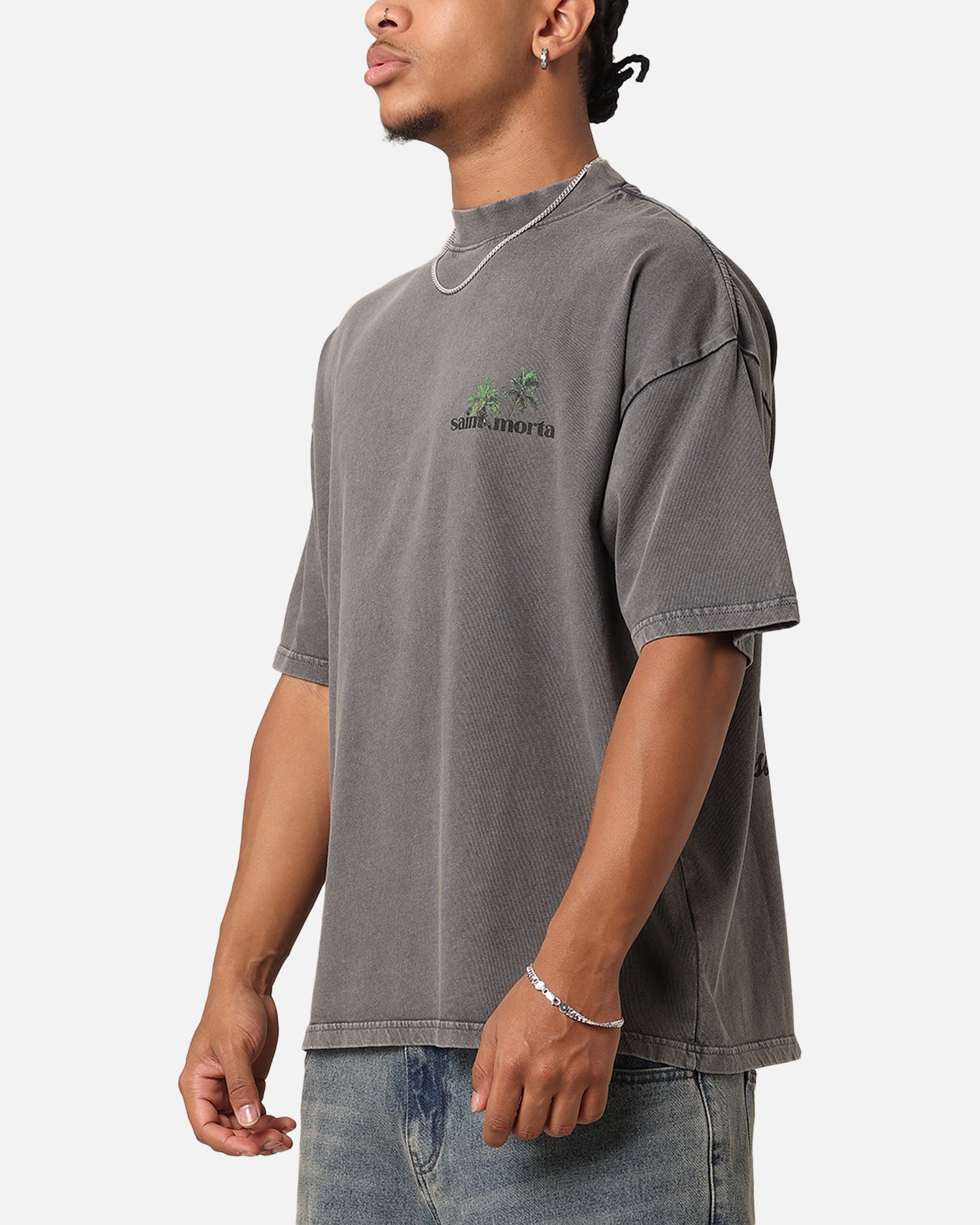 {product_title} - {shop_name}