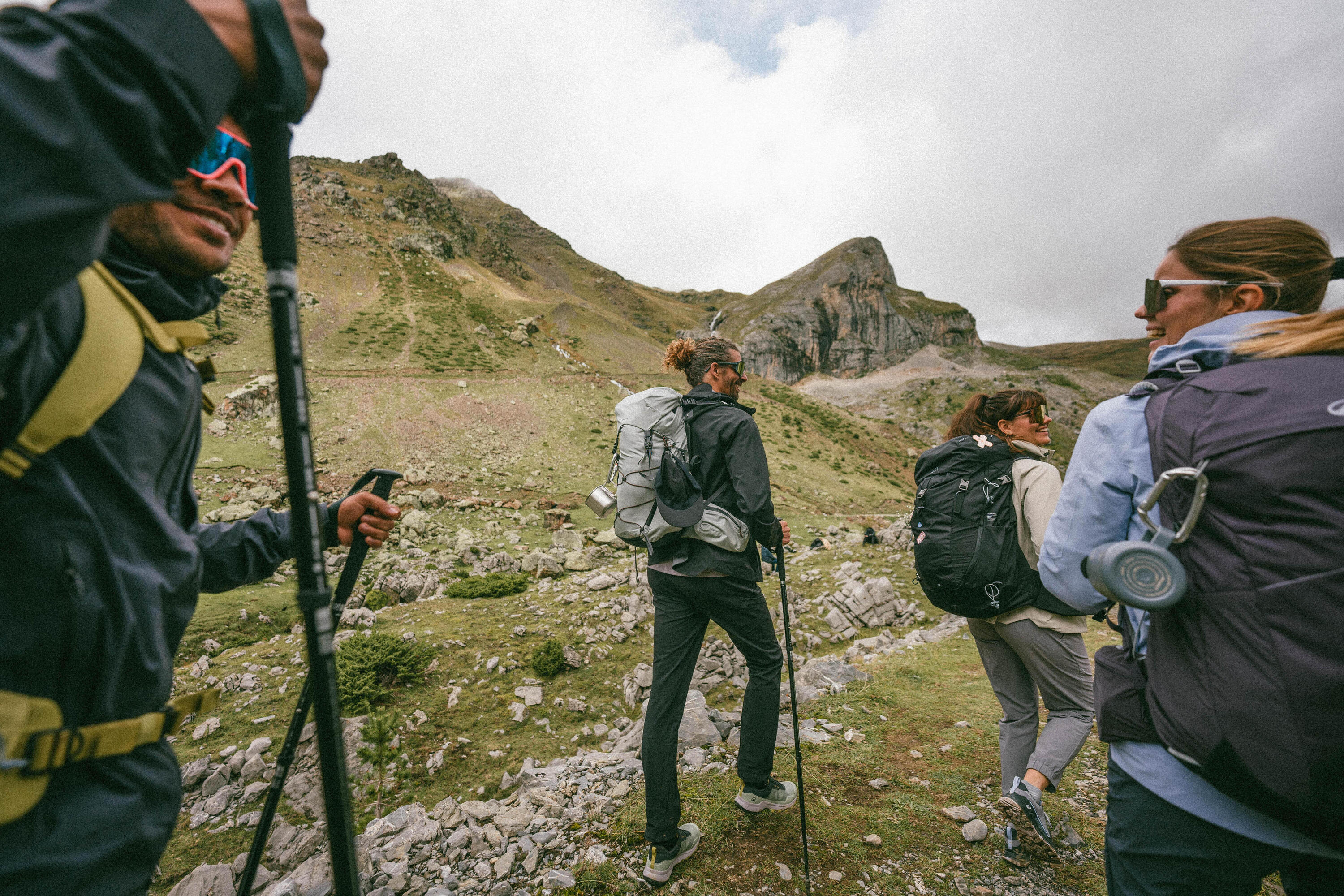 Quechua MH500 38 L Hiking Backpack、mySite、shQuechua MH500 38 L Hiking Backpack、mySite、glenpowelloop_name