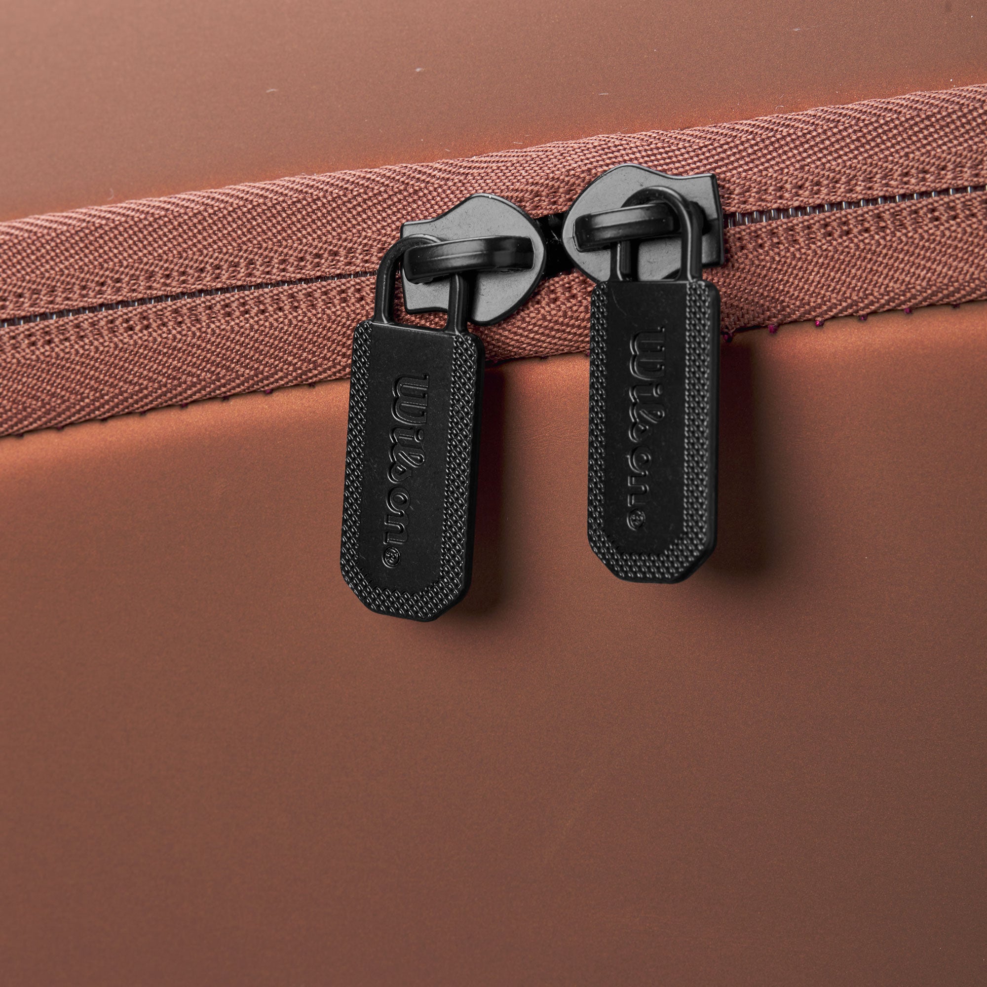 Wilson Pro Staff V14 Super Tour 9 Racket Tennis Bag