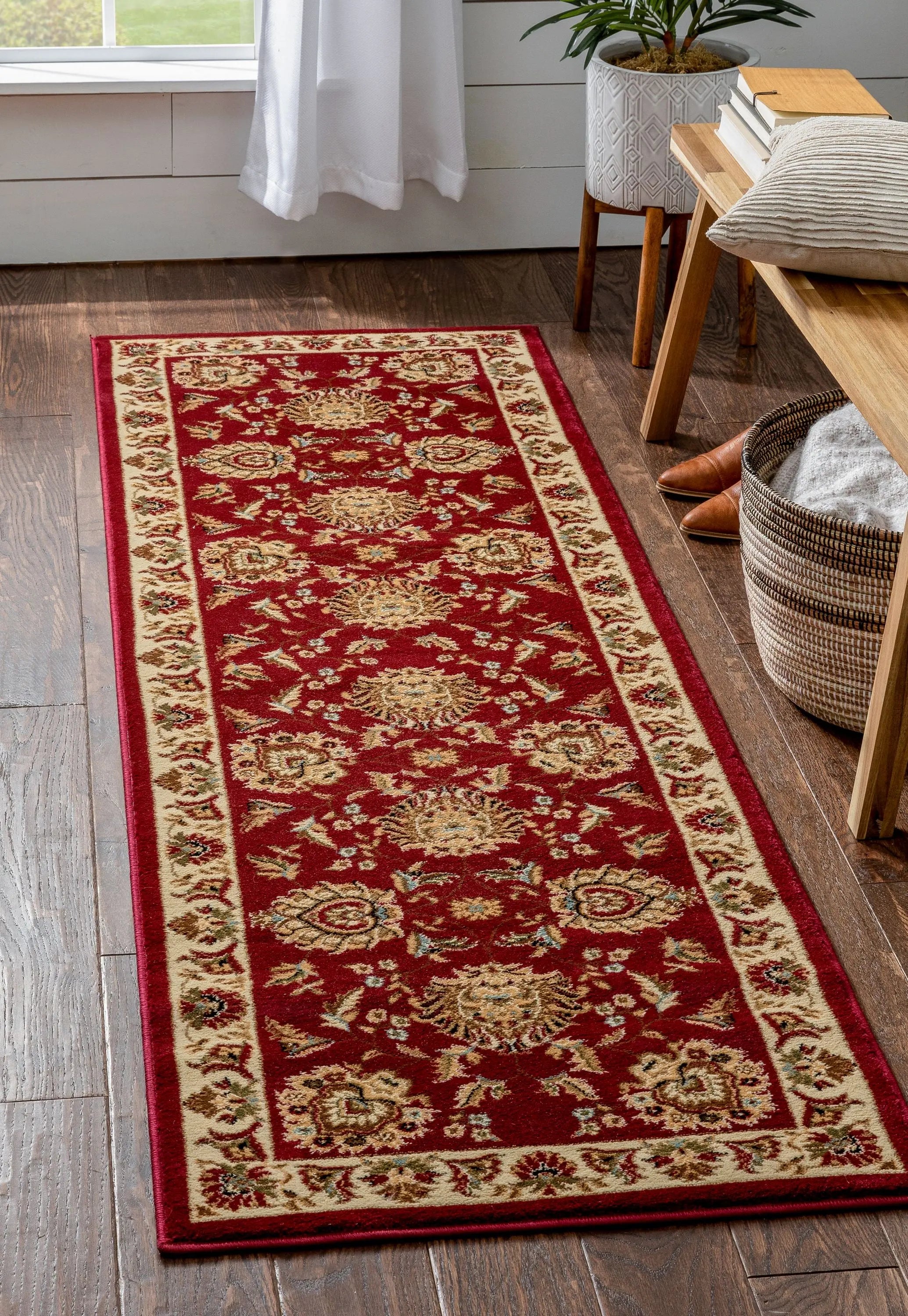 Abbasi Red Traditional Rug、mySite、gigharbornorthrealestate