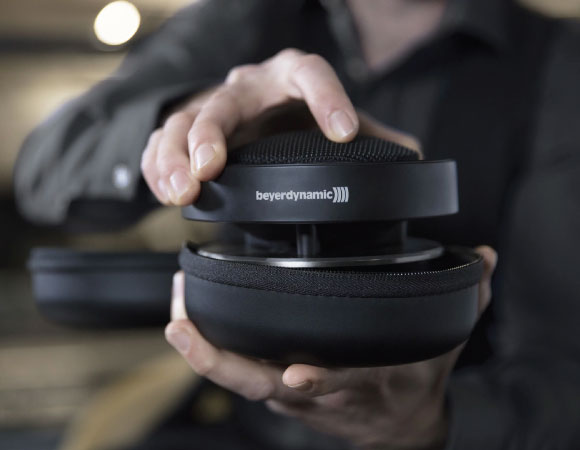 Headphone-Zone-Beyerdynamic-Phonum