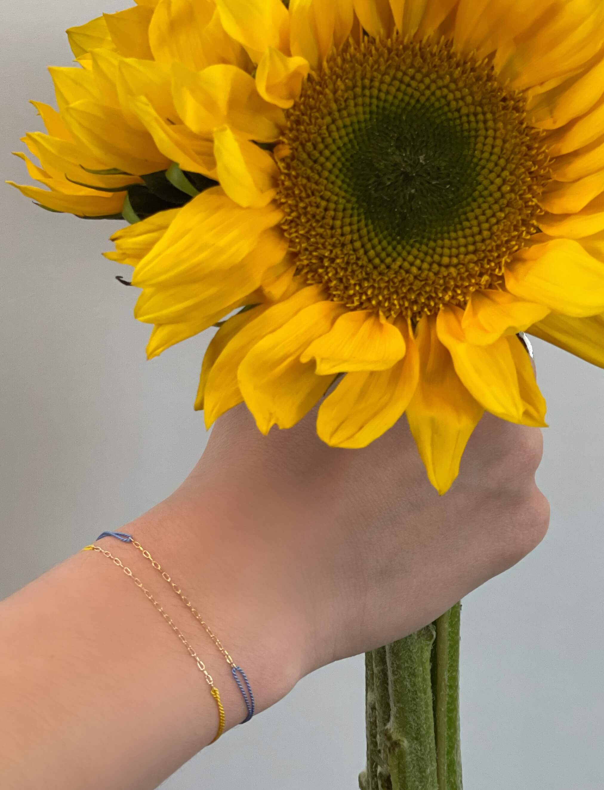 Ukraine Silk Bracelet Fundraiser - 100% of Sales Go to Ukraine、mySite、topwebapps