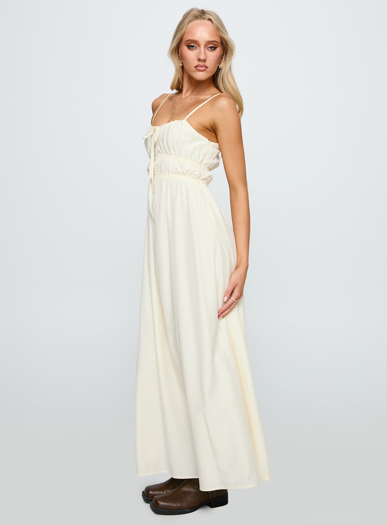 Violeta Tiered Maxi Dress Cream、mySite、solidvoid