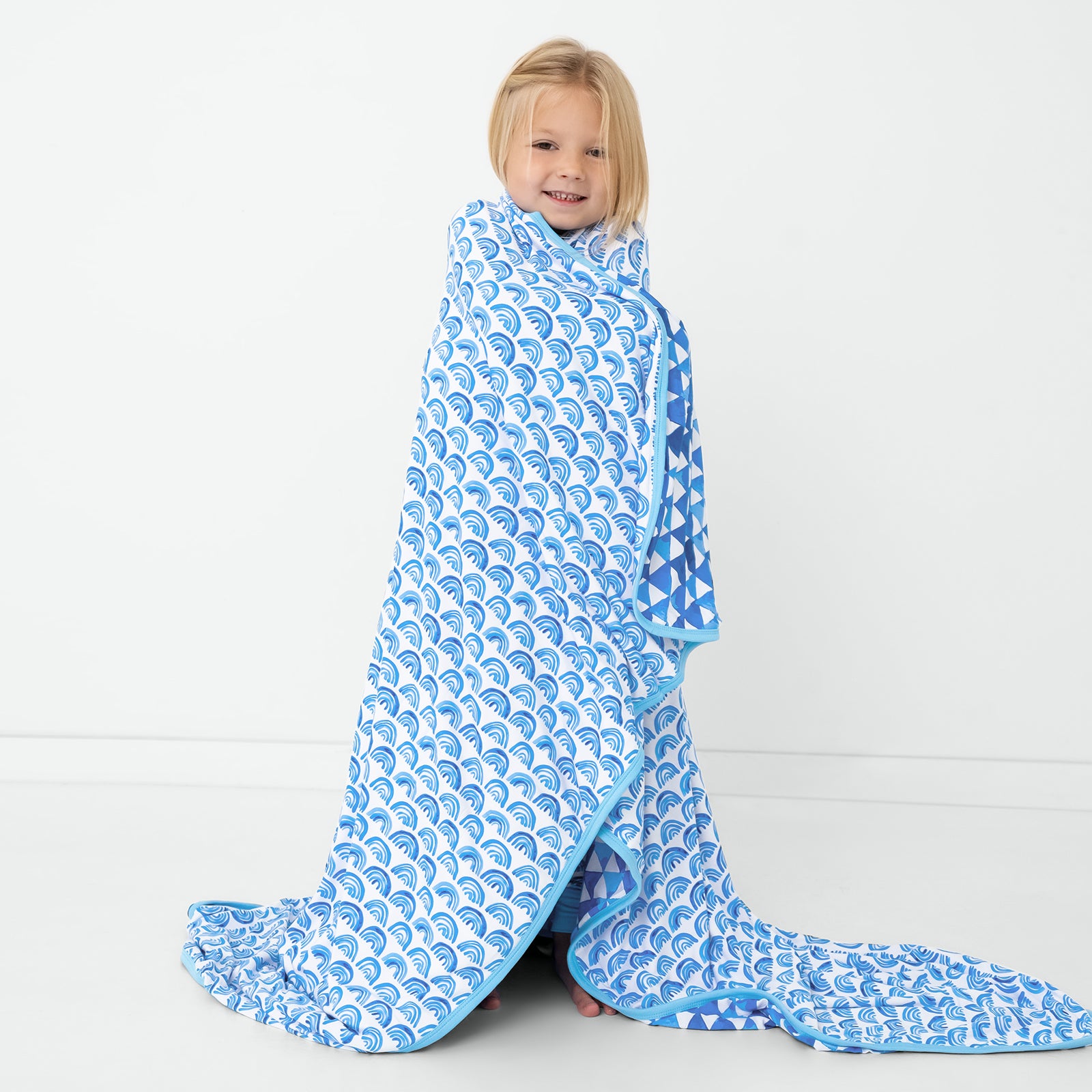 Blue Rainbows Large Cloud Blanket®、mySite、g9winljtr