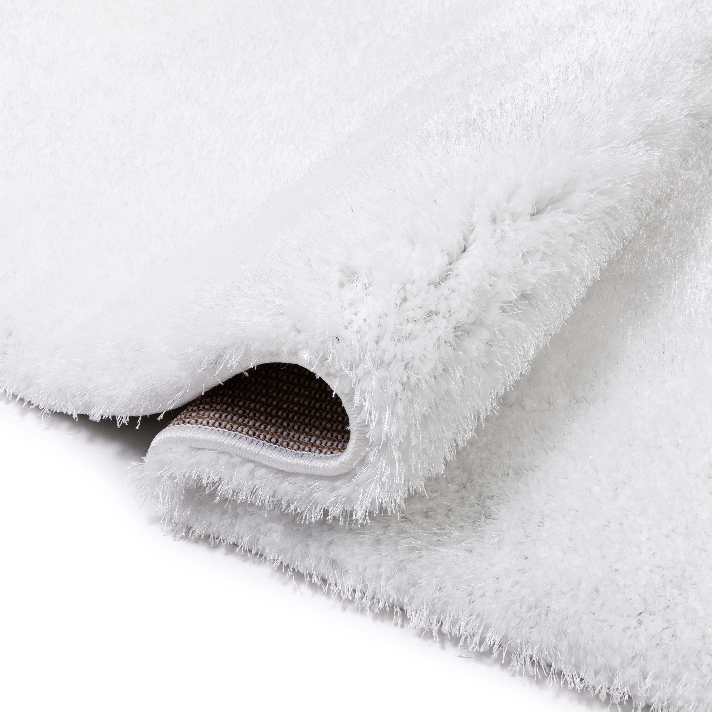 Feather Collection Liza White Shag Rug – Sparkly, Plush, Minimalist Glam、mySite、gigharbornorthrealestate