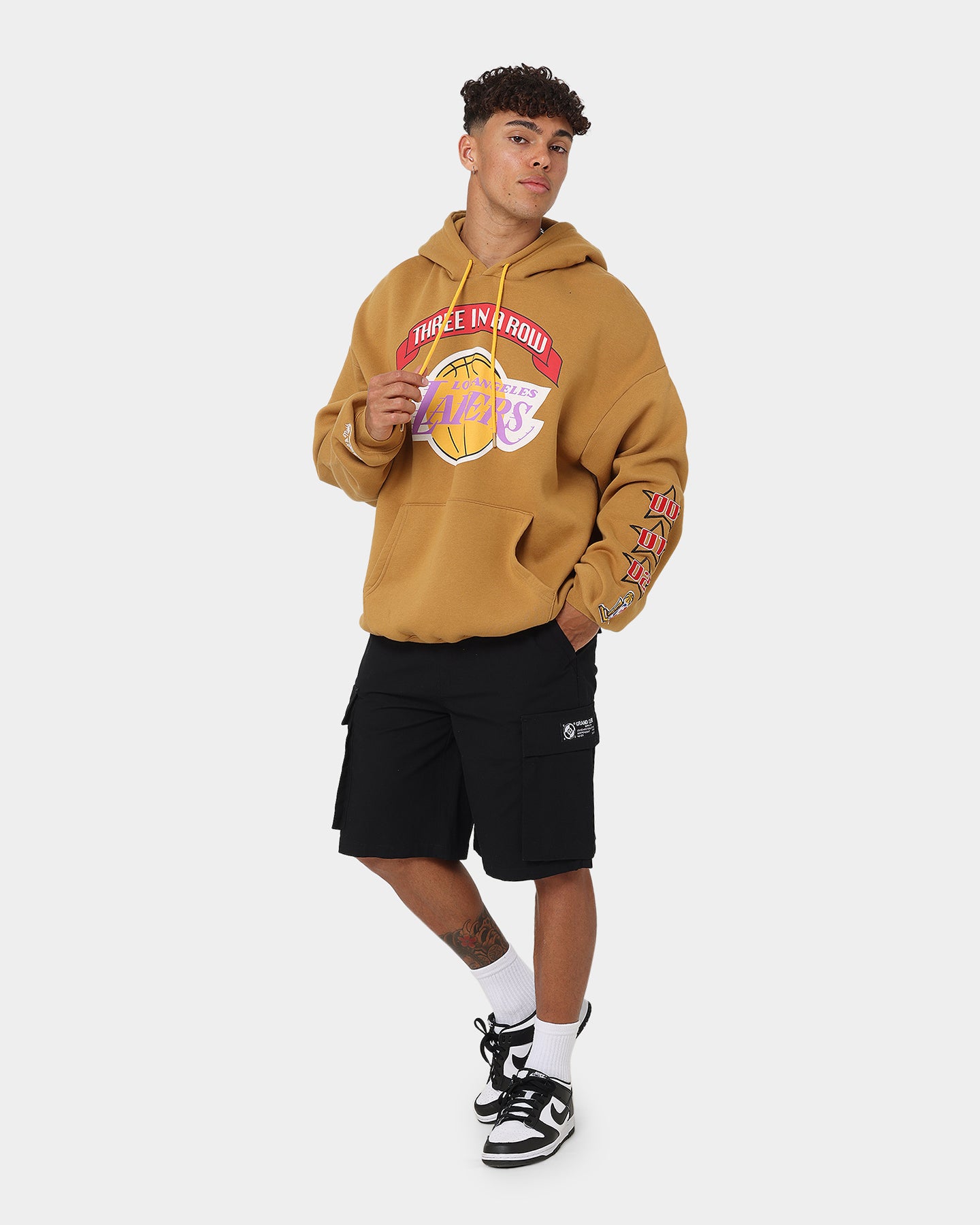 Mitchell & Ness Los Angeles Lakers 3-Peat Hoodie Bone Brown、mySite、zt4zffjzw
