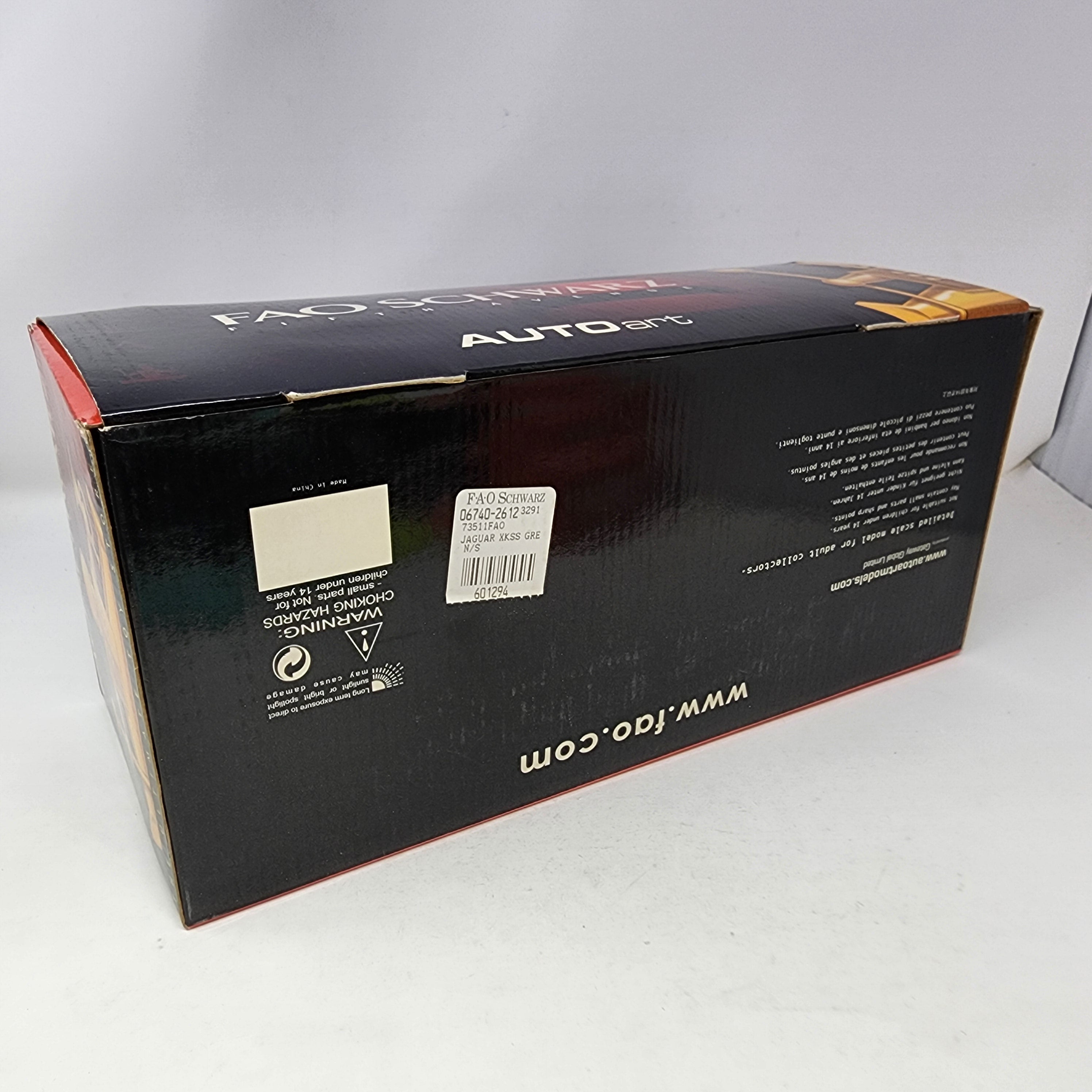 Jaguar XK-SS * FAO Schwarz 1/18 Scale、mySite、hgirdovlk