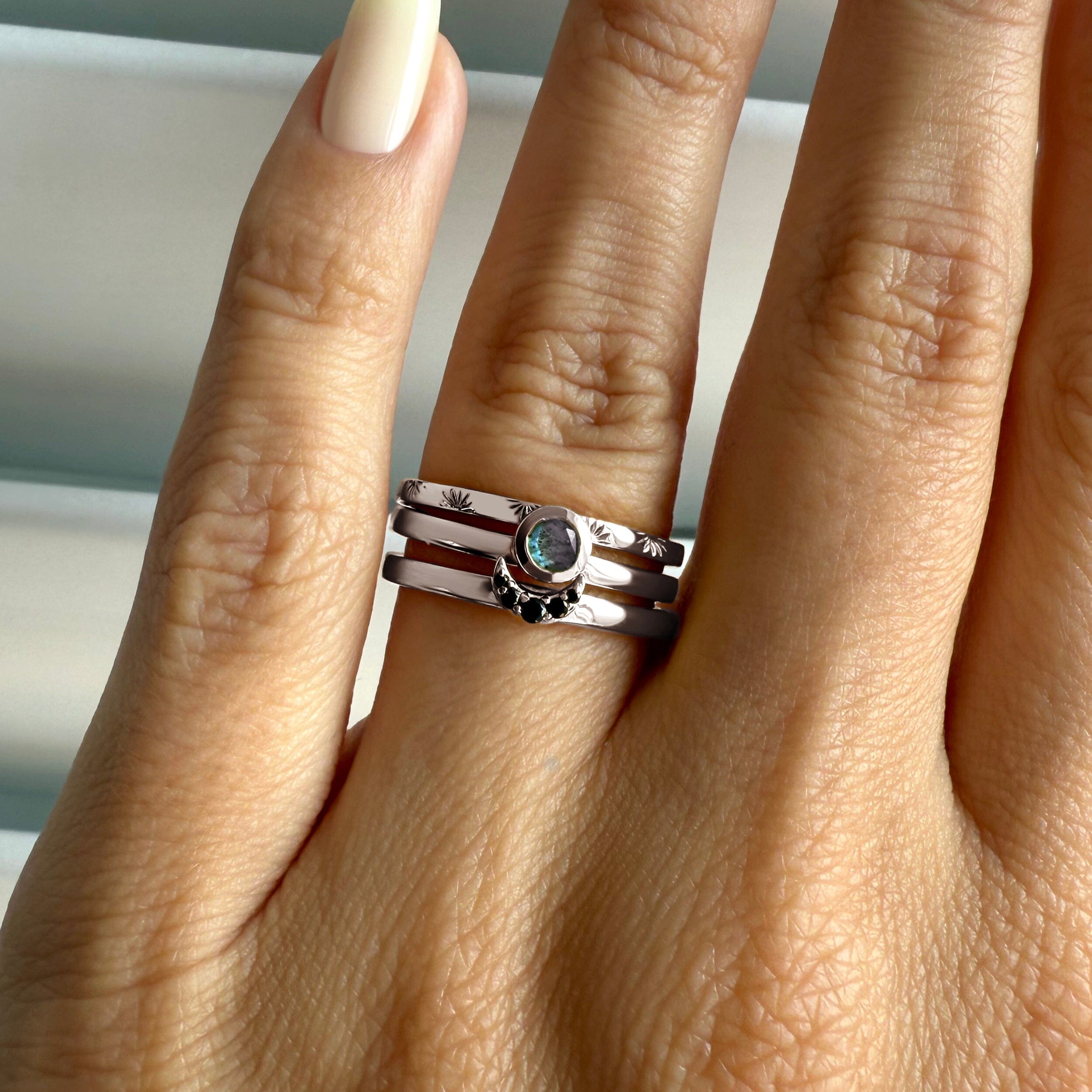 Labradorite Black Spinel Rings - Crescent Moon Set、mySite、hinf8tx79