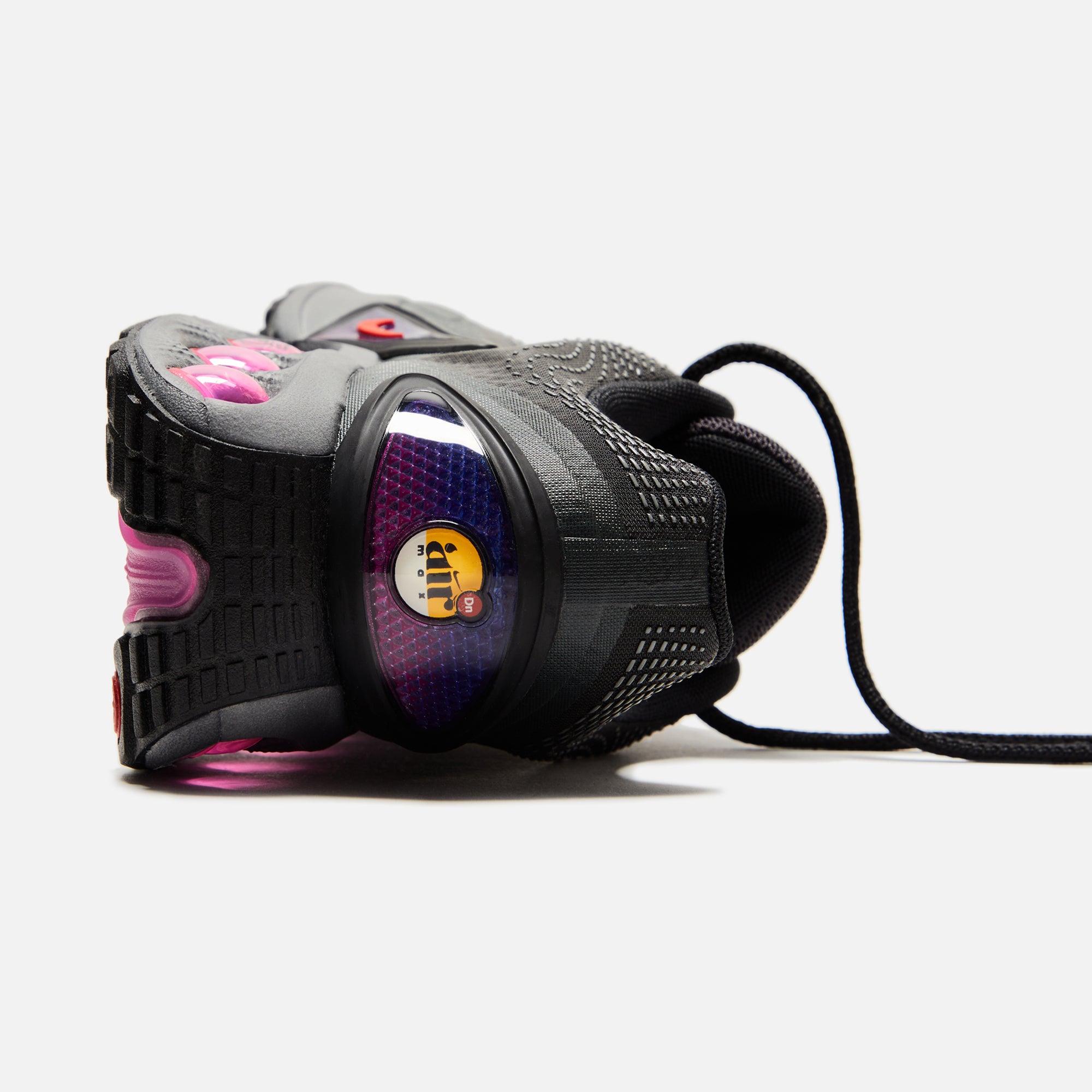 {product_title} - {shop_name}