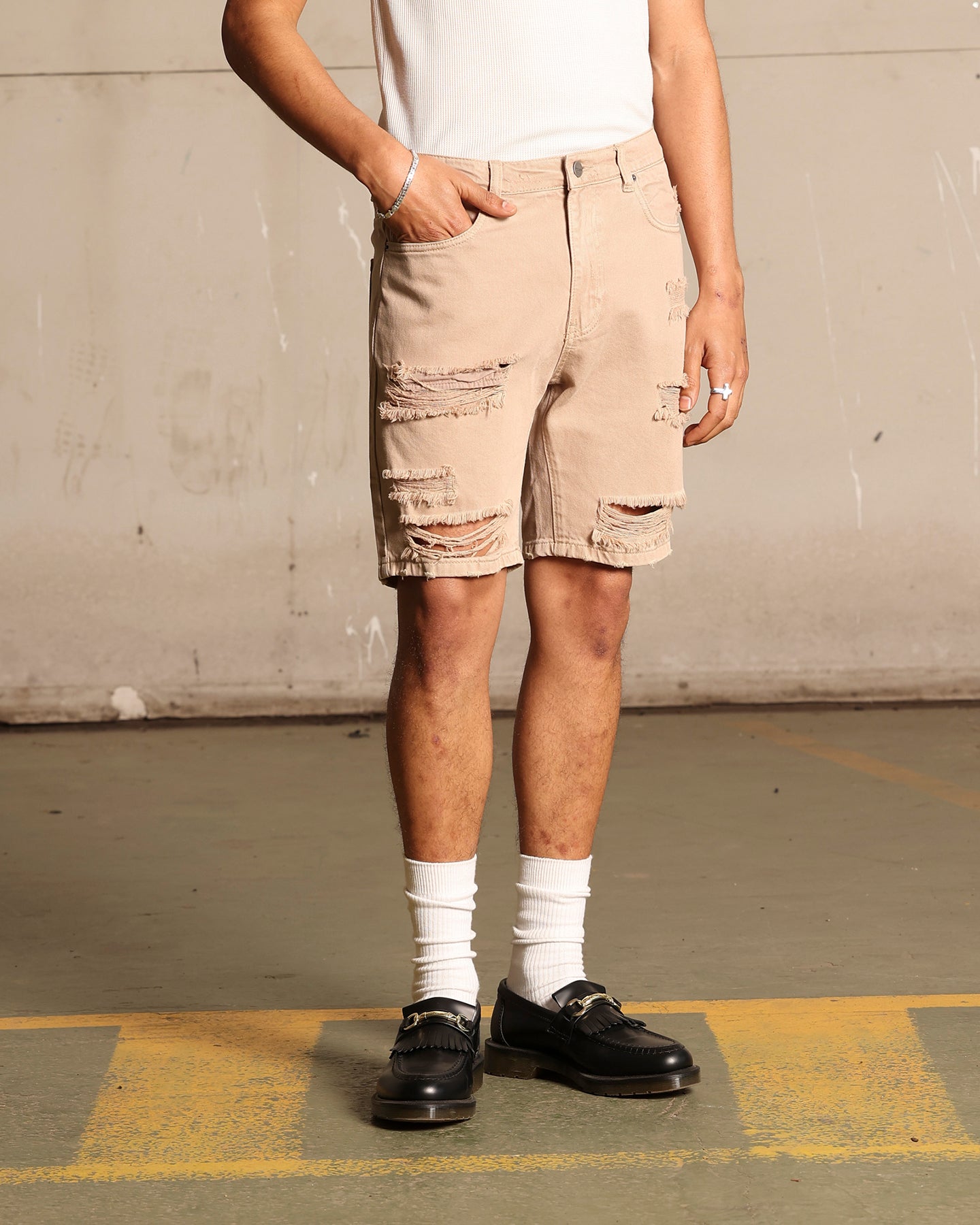 Saint Morta Destroyer Distressed Shorts Bone、mySite、zt4zffjzw