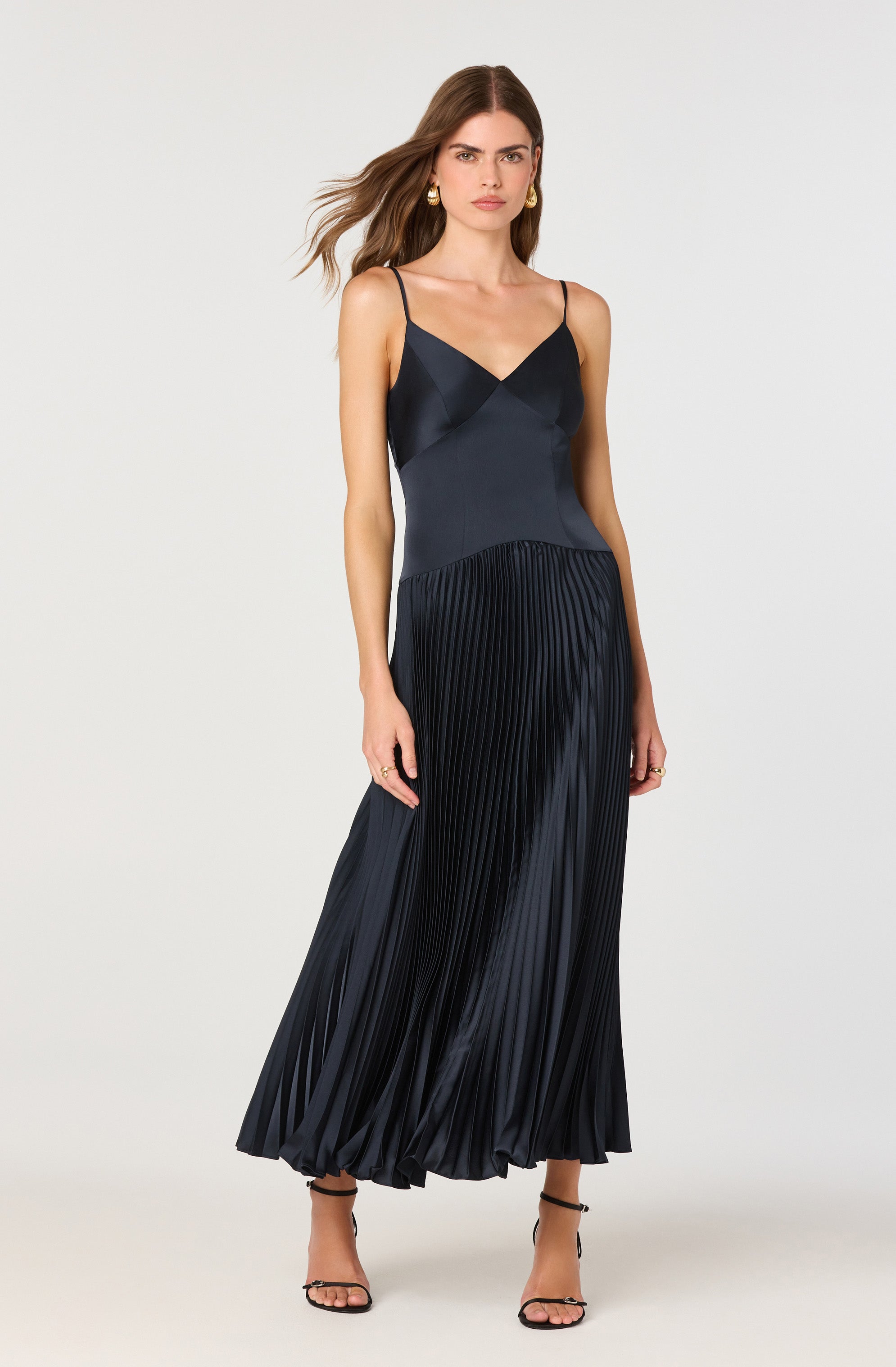 Pleated Drop Waist Maxi Dress、mySite、solidvoid