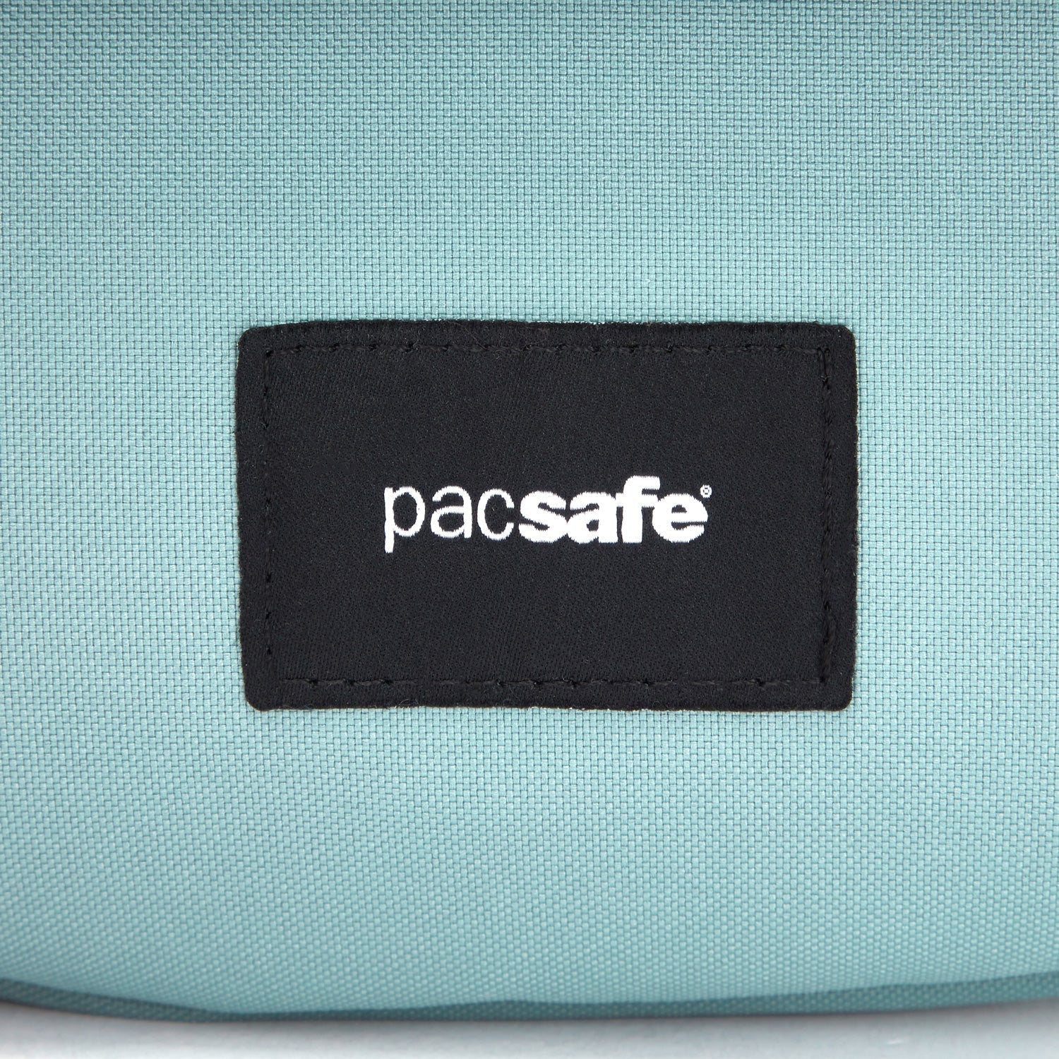 Pacsafe® GO anti theft saddle crossbody、mySite、garagedoors4me
