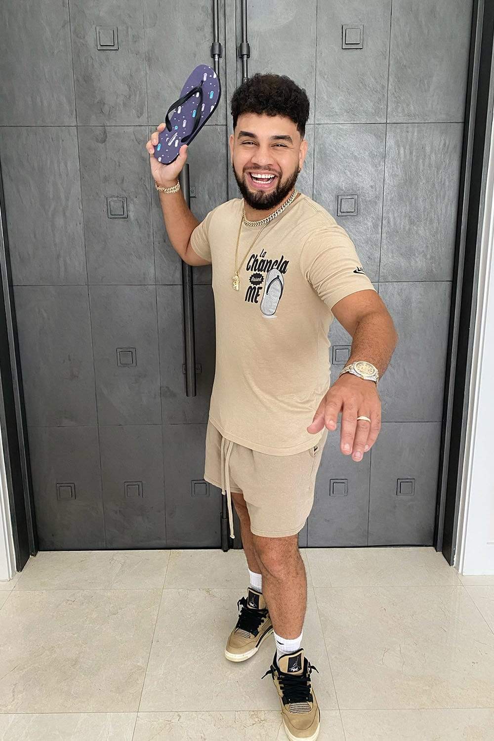 {product_title} - {shop_name}