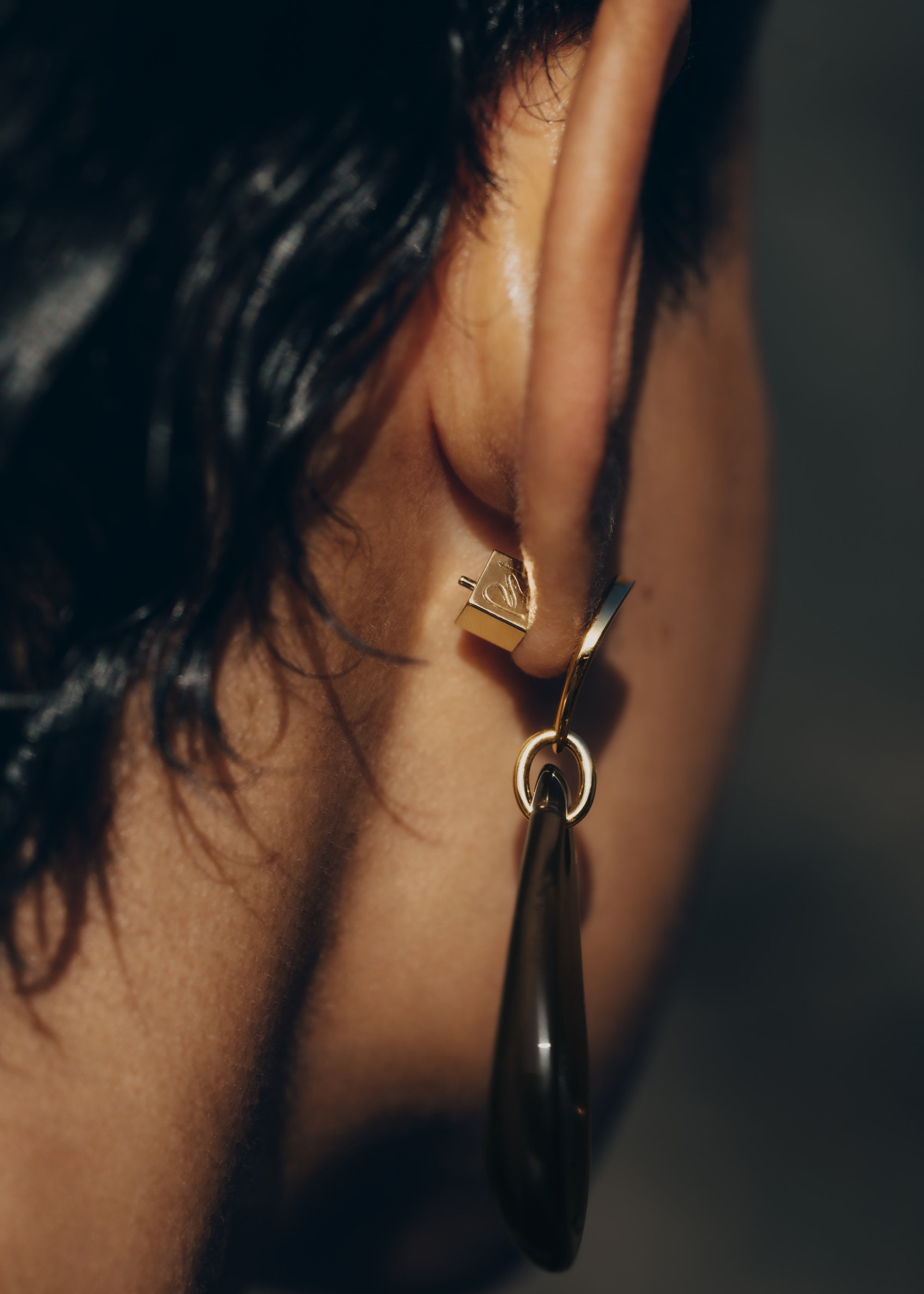 Boucles d'oreilles pendantes Na茅 - Verre fum茅、mySite、camillekostekn