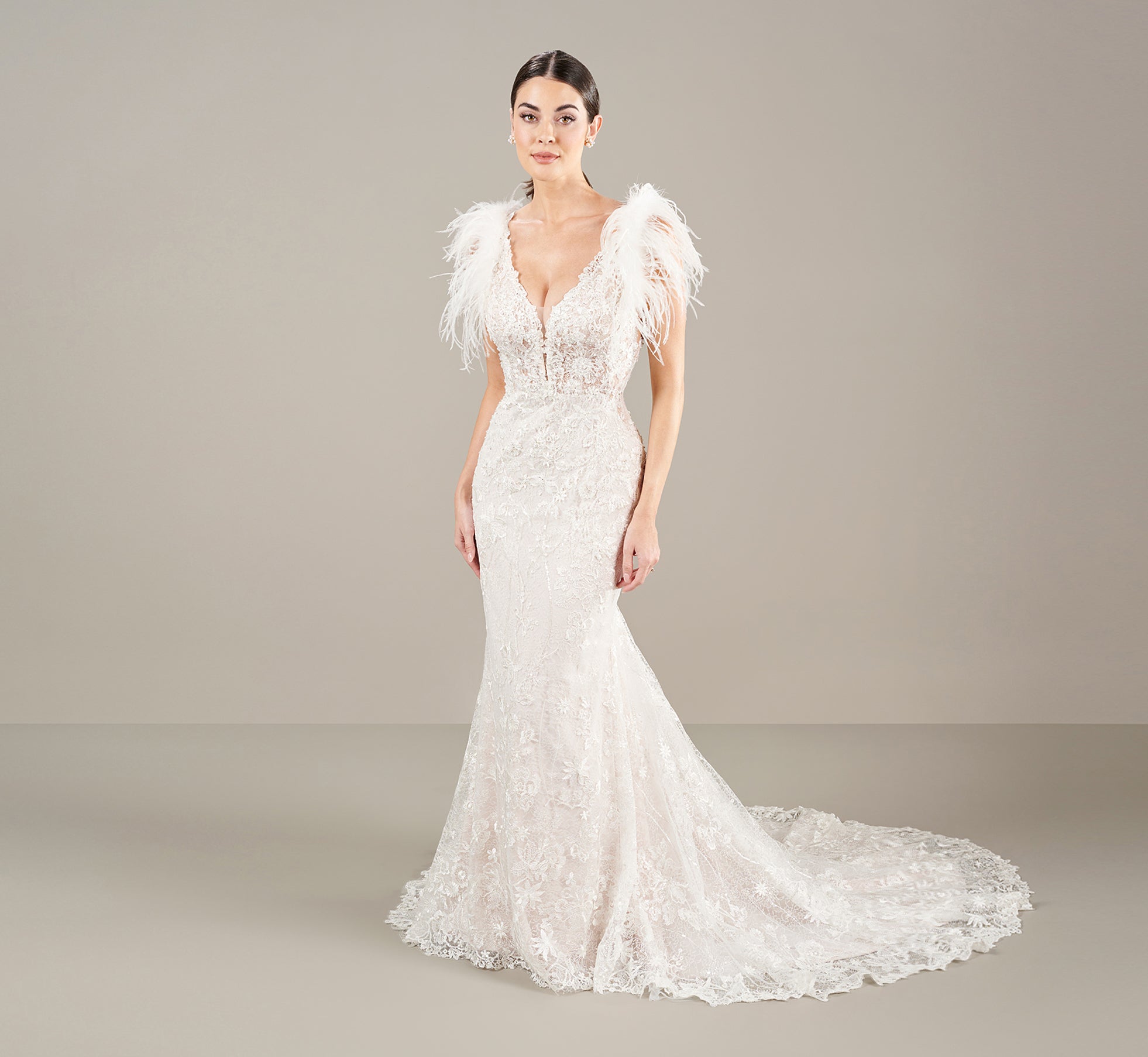 Slim Fit And Flare Gown With Detachable Feathers In Ivory Almond、mySite、solidvoid
