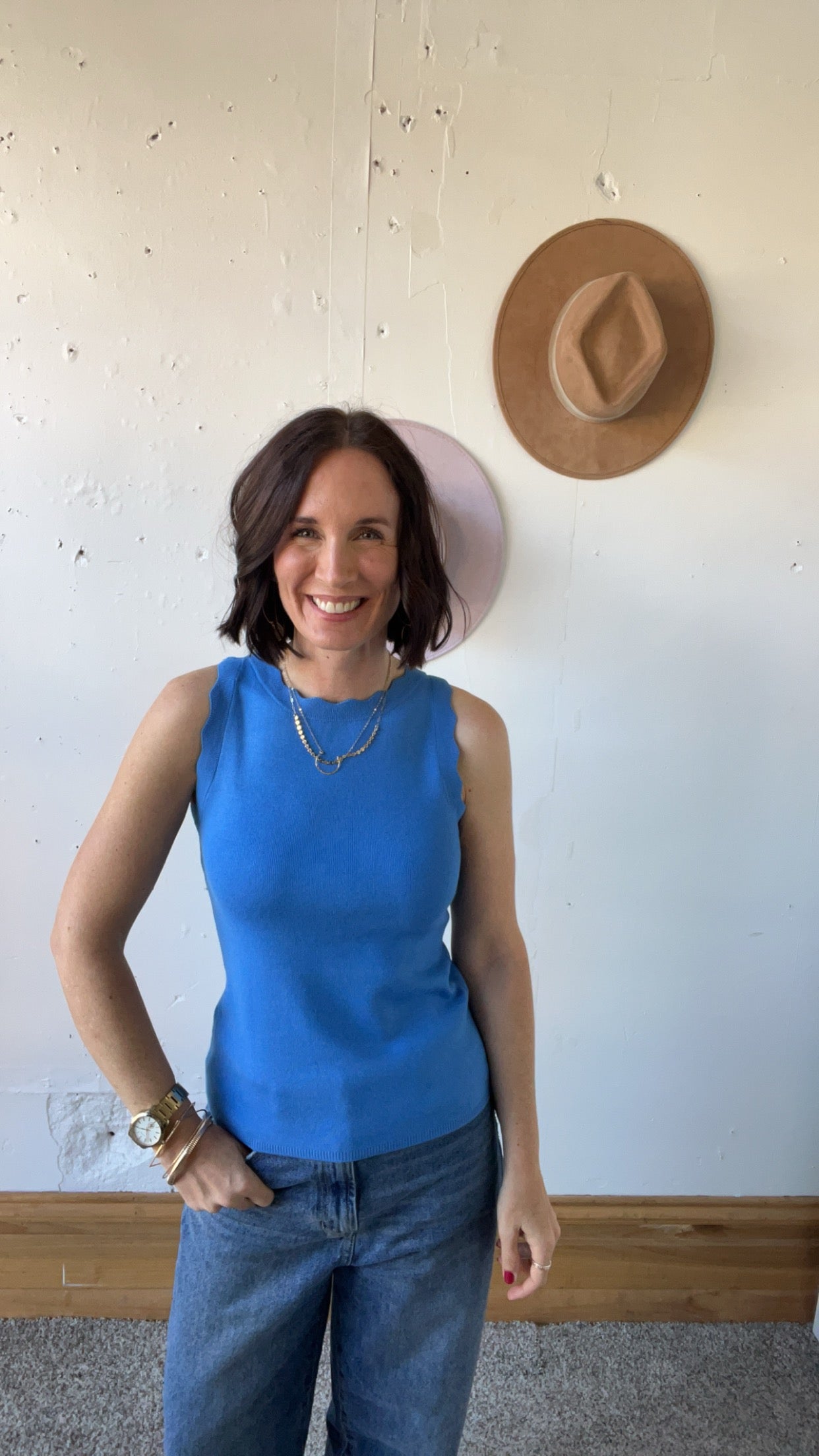 Monica's Scalloped Tank、mySite、garagedoors4me