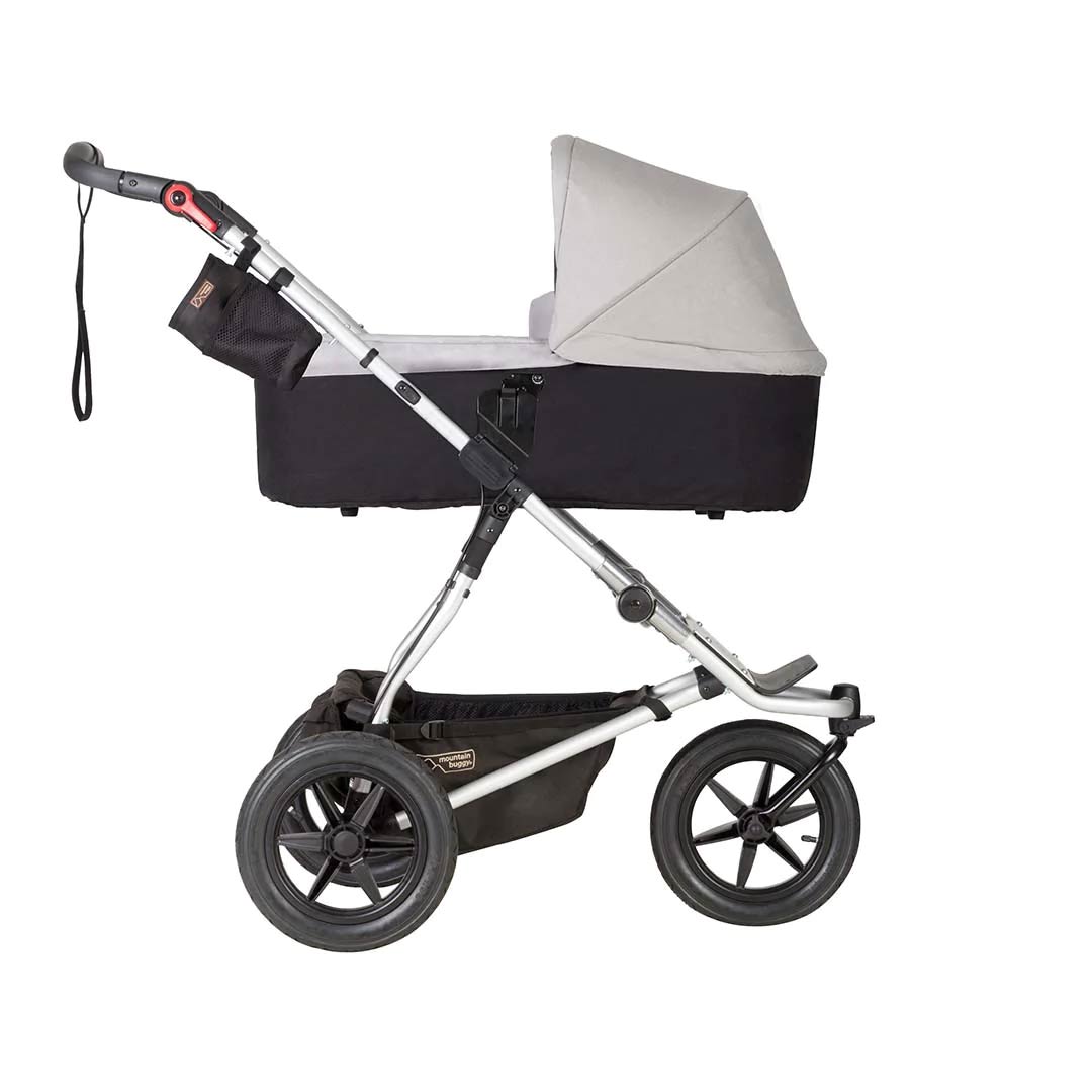  Mountain Buggy Urban Jungle Pushchair + Urban Jungle Carrycot Plus - Silver、mySite、merchandisen
