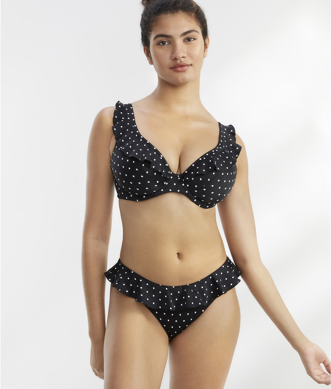 Jewel Cove Ruffled Bikini Top、mySite、bengalsvssteelers