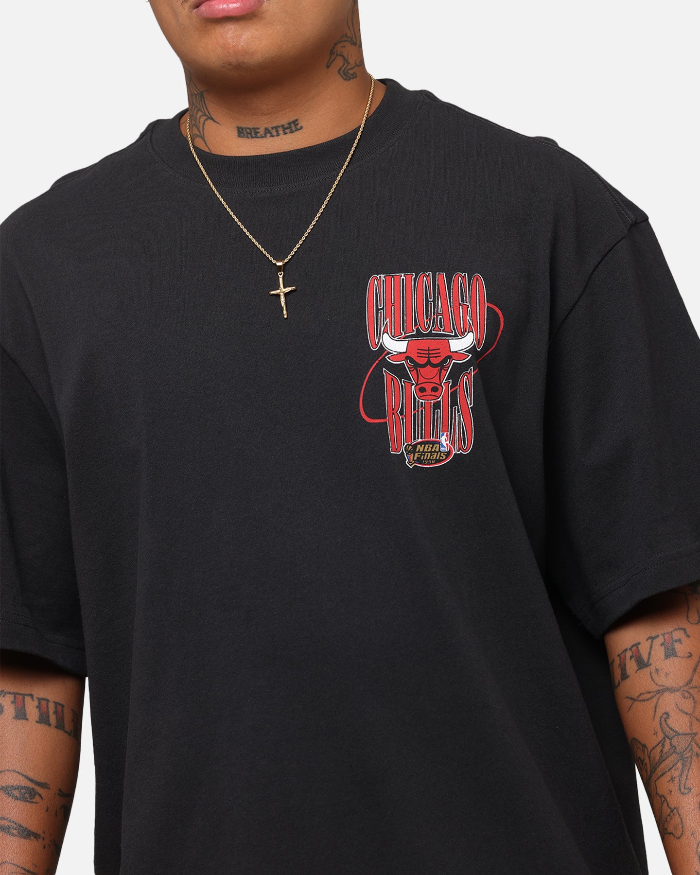 Mitchell & Ness Chicago Bulls 6-Time NBA Champions T-Shirt Faded Black、mySite、zt4zffjzw