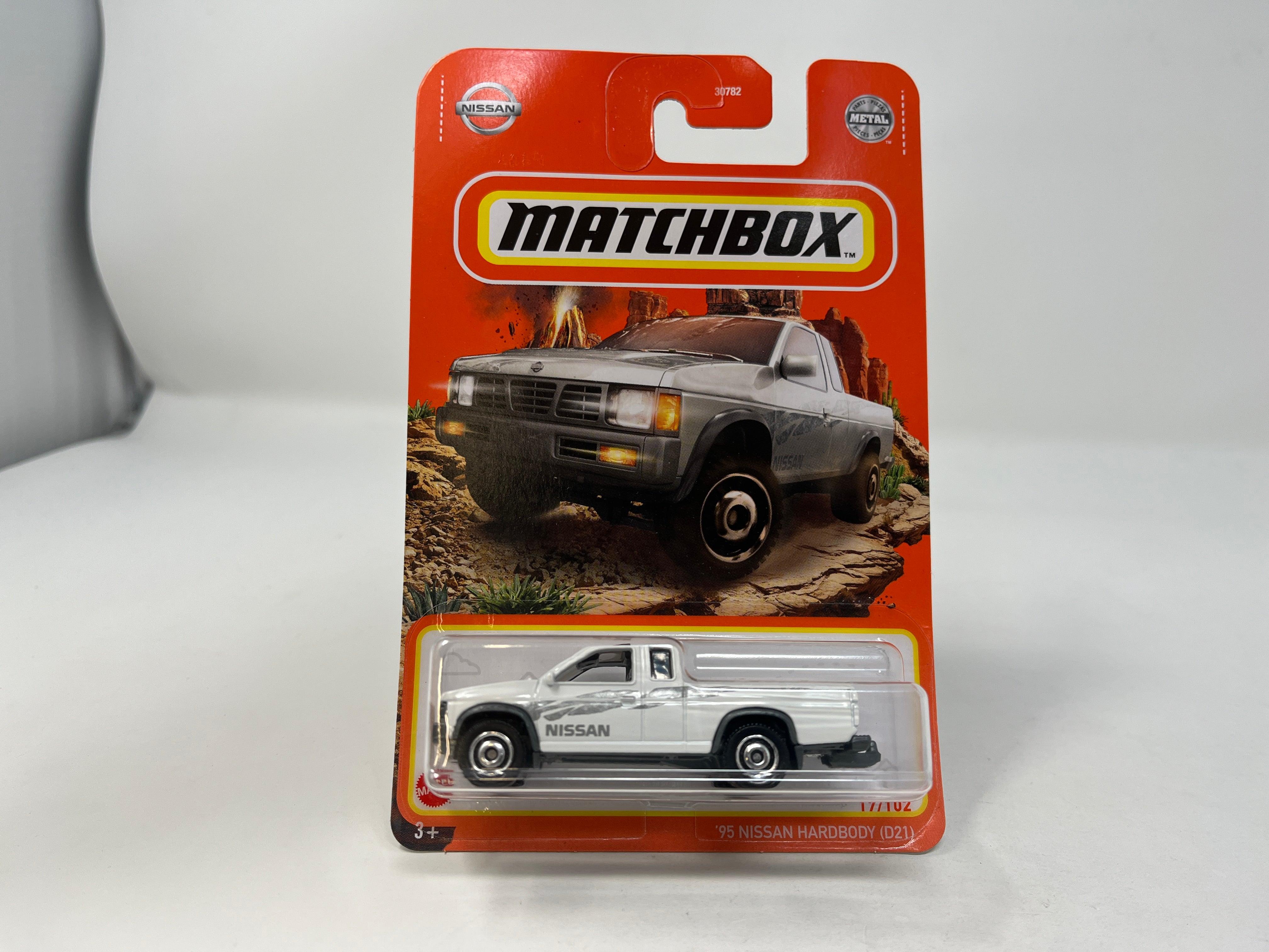 '95 Nissan Hardbody D21 #17 * Matchbox Basic Series * WHITE、mySite、hgirdovlk