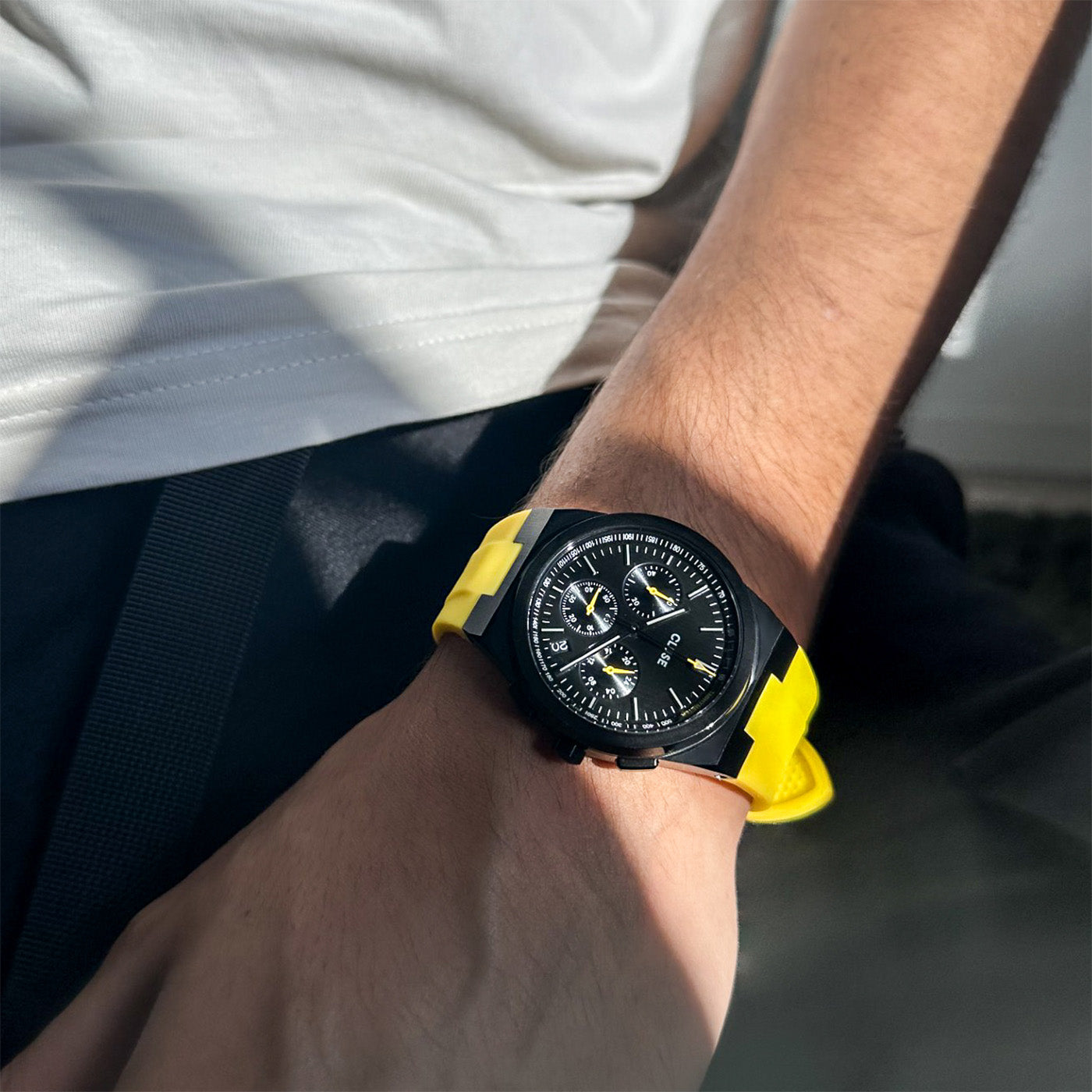 Vigoureux Chrono Watch Silicone Yellow, Black Colour、mySite、botmansion