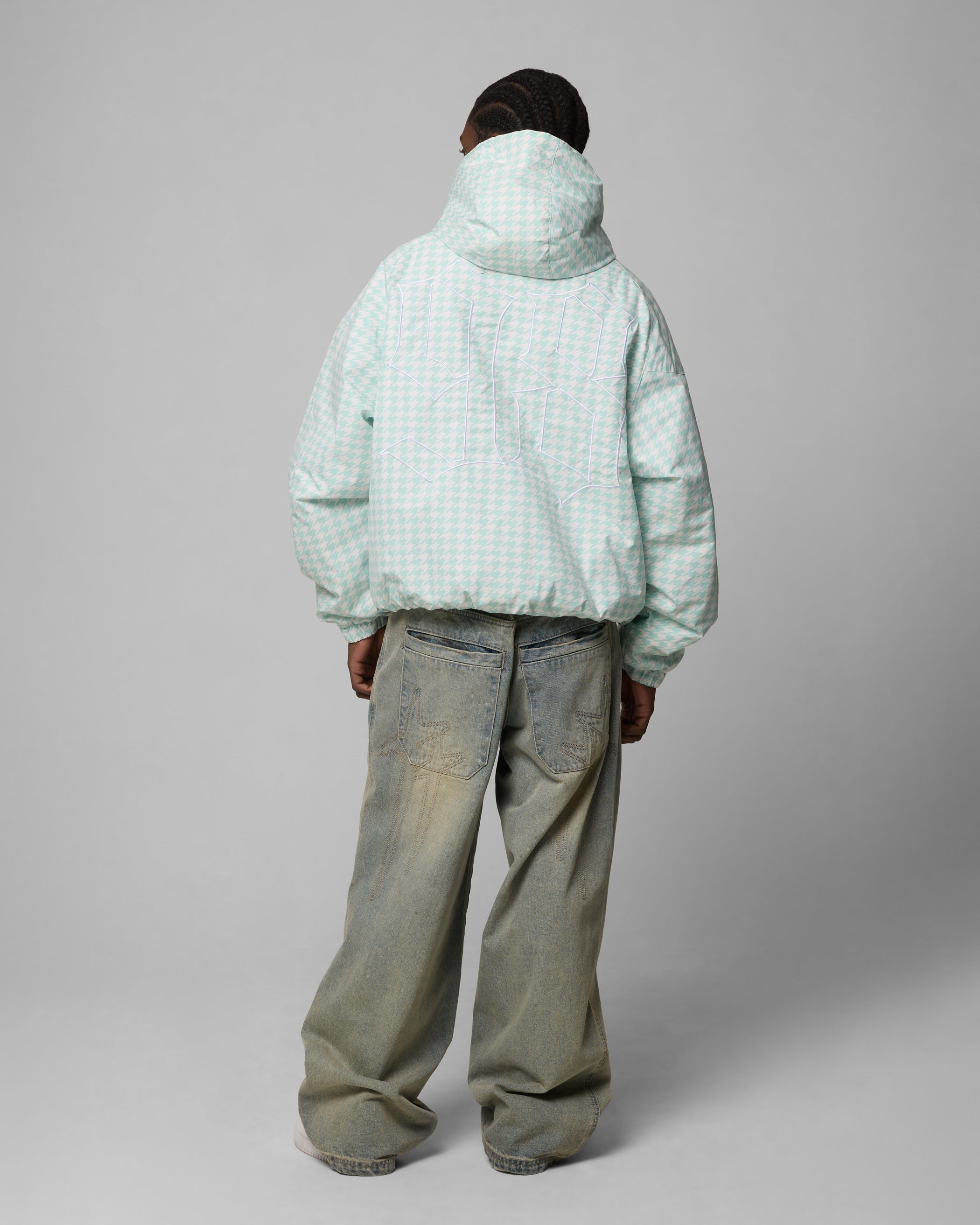 {product_title} - {shop_name}