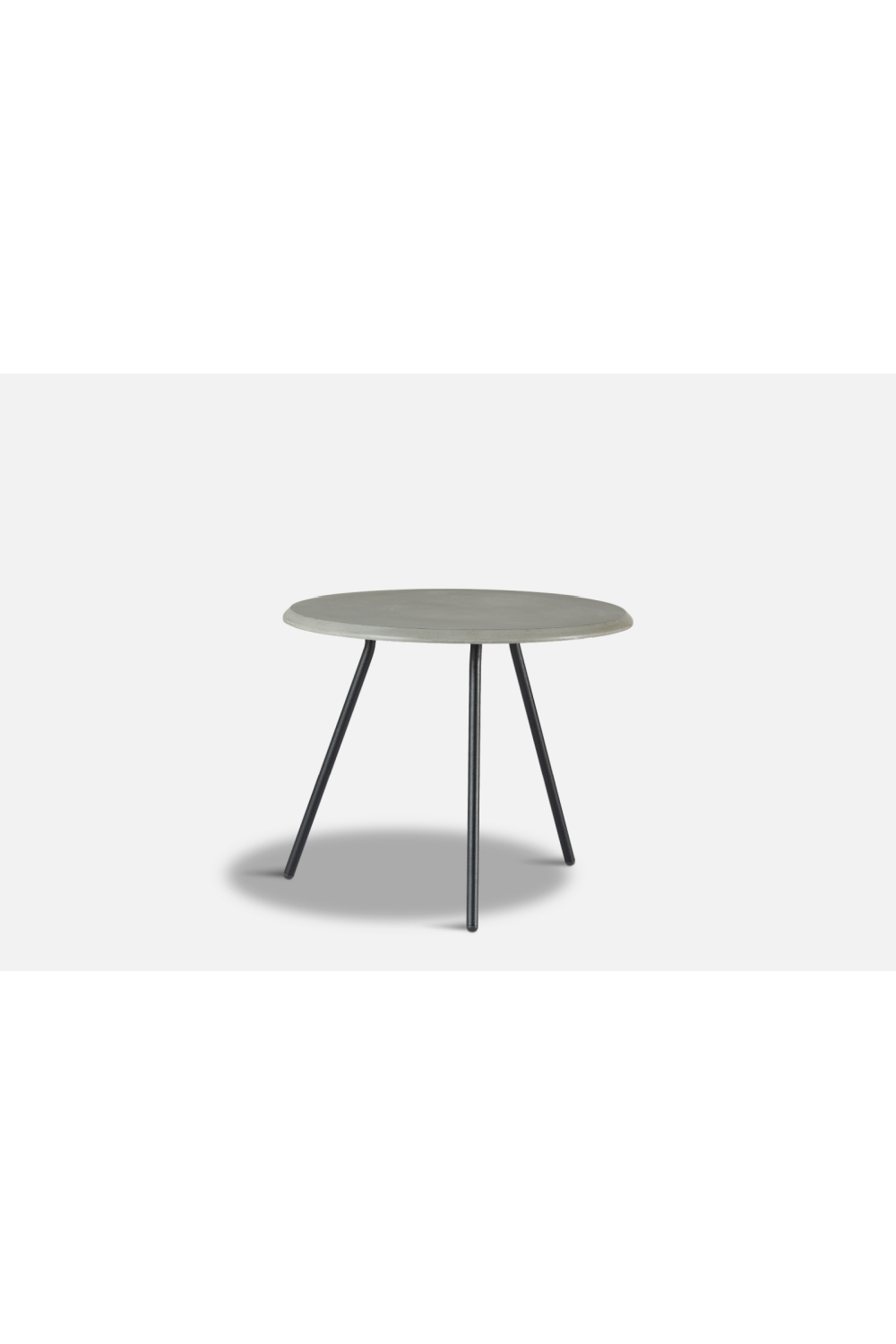Concrete Tripod Coffee Table | WOUD Soround、mySite、neckold
