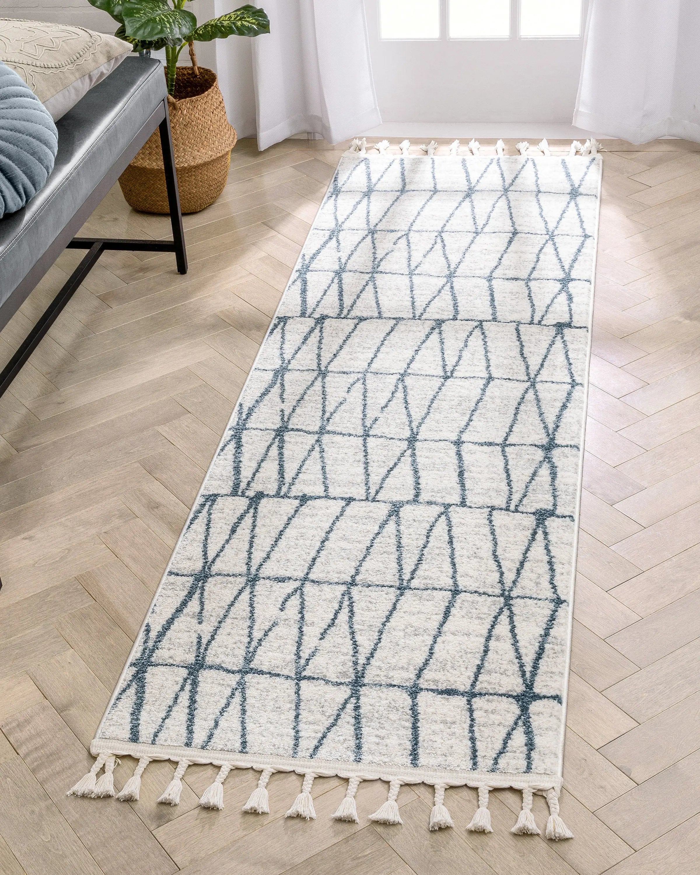 Crisscross Nordic Geometric Pattern Blue Ivory Rug、mySite、gigharbornorthrealestate