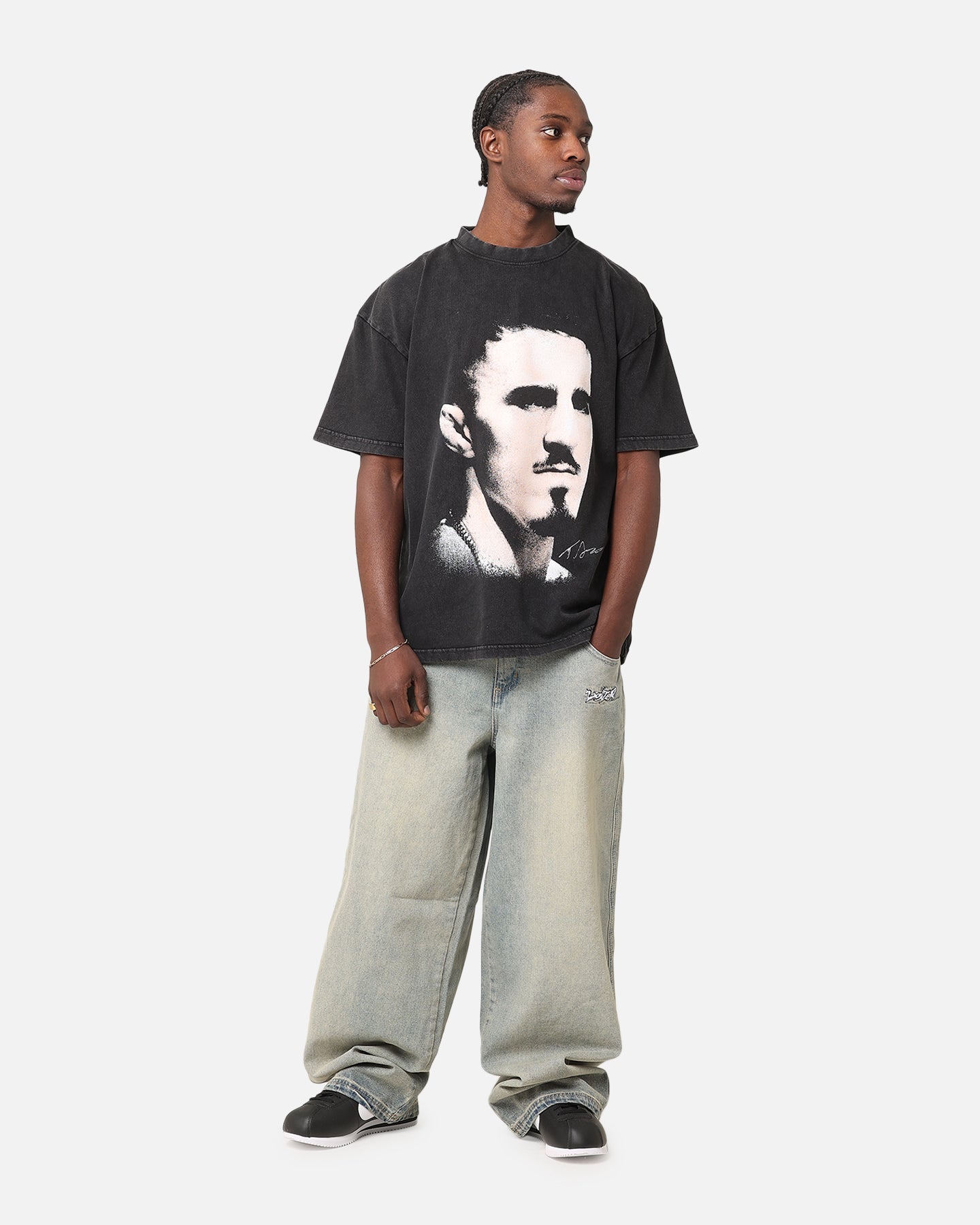 {product_title} - {shop_name}