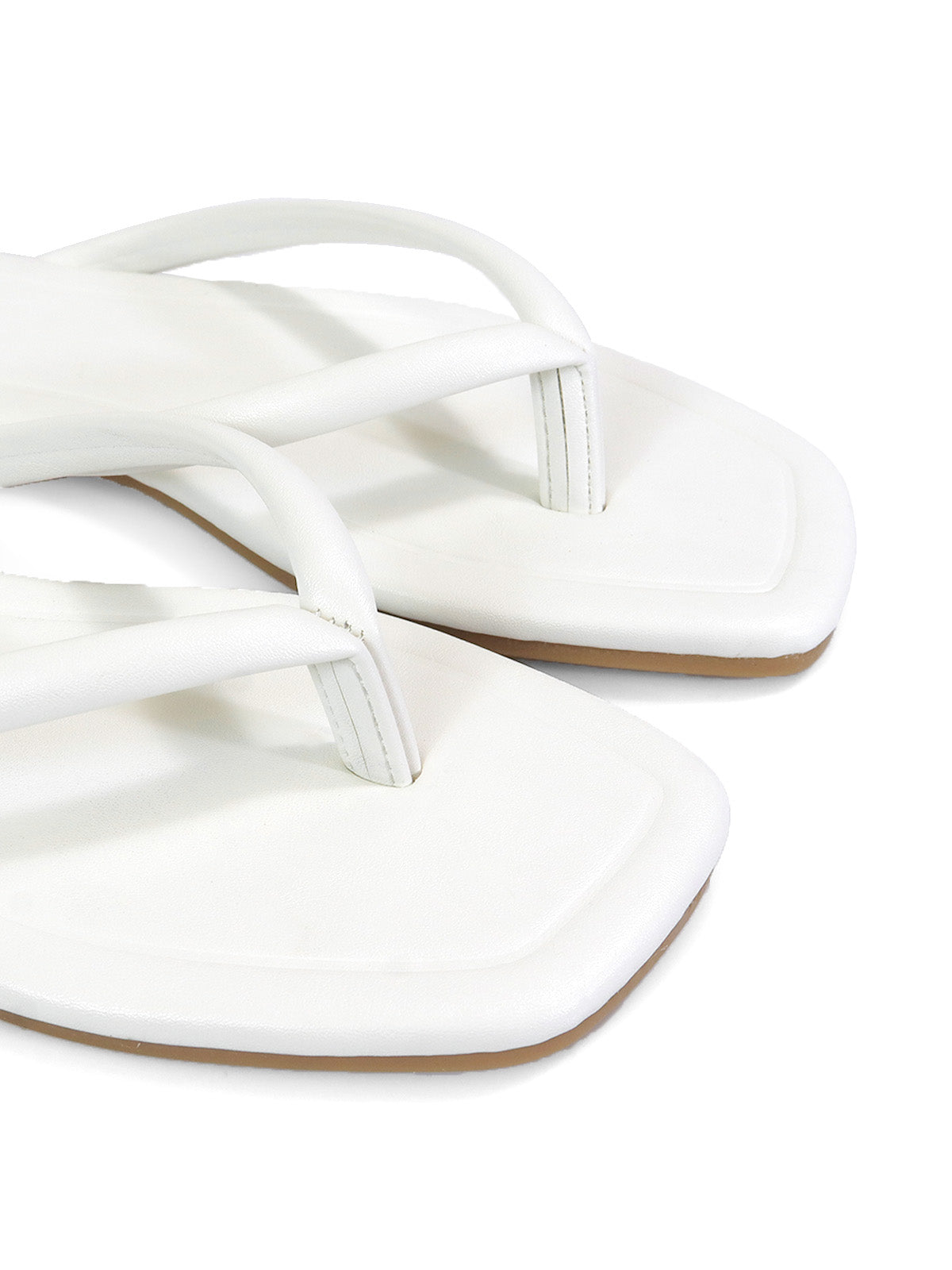 Tallulah Thong Flat Sandal、mySite、bengalsvssteelers