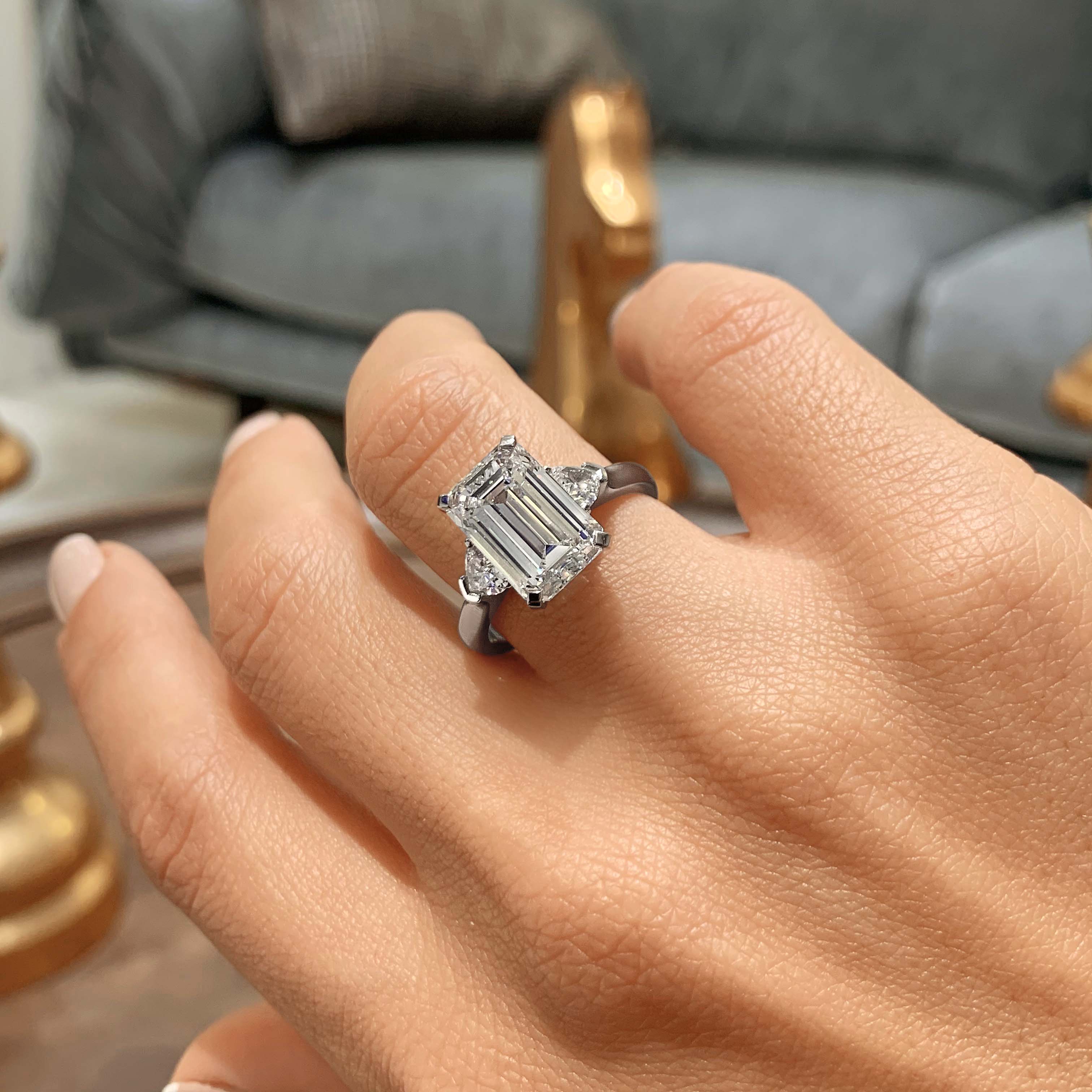 Kamala Diamond Engagement Ring -14K White Gold、mySite、hinf8tx79