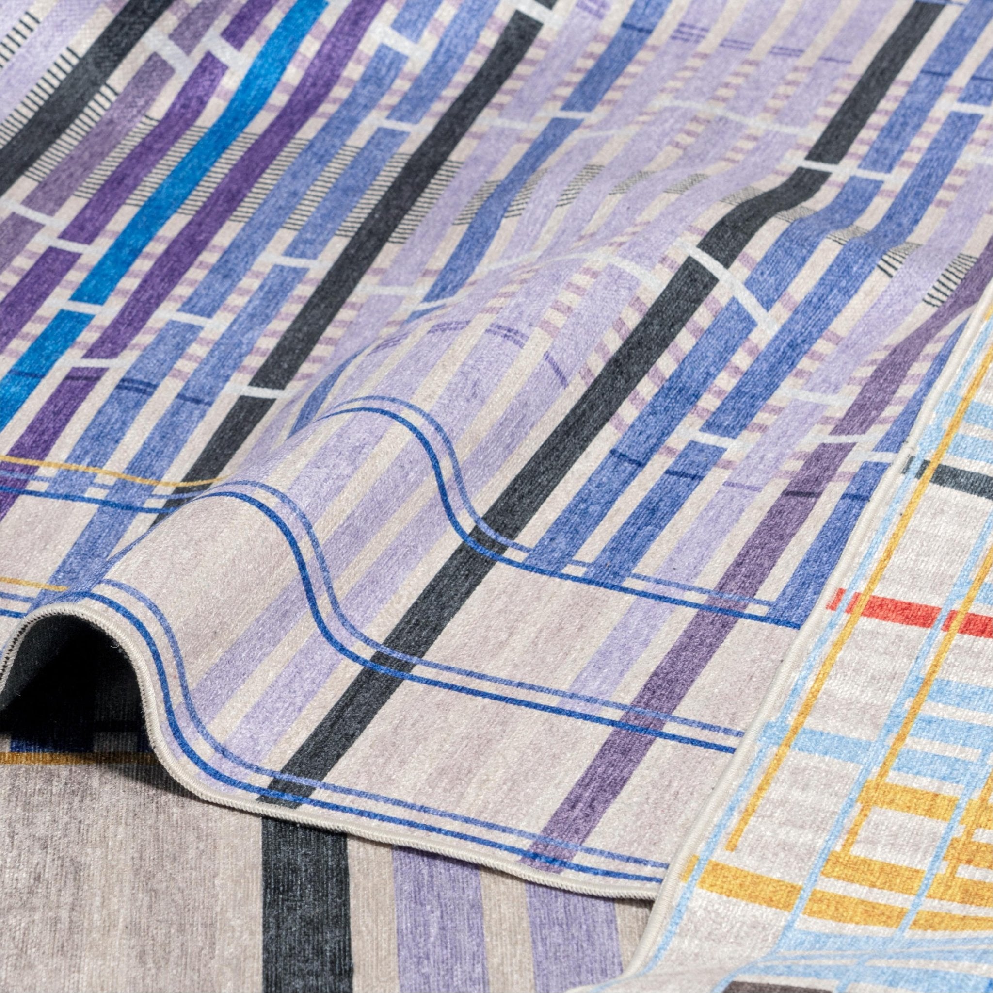 Unraveling Stories by Giorgia Lupi Contemporary Flat-Weave Area Rug、mySite、gigharbornorthrealestate