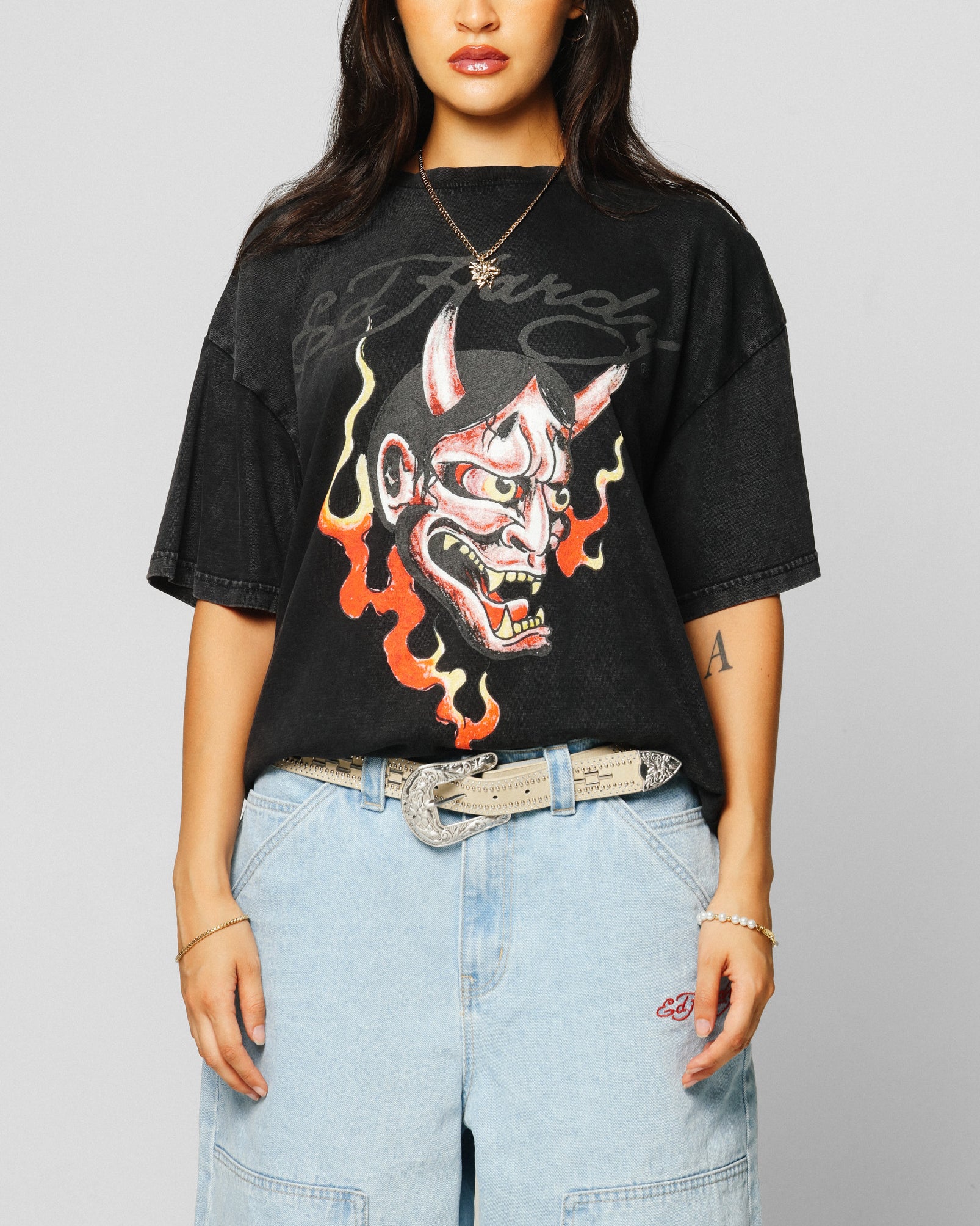 {product_title} - {shop_name}