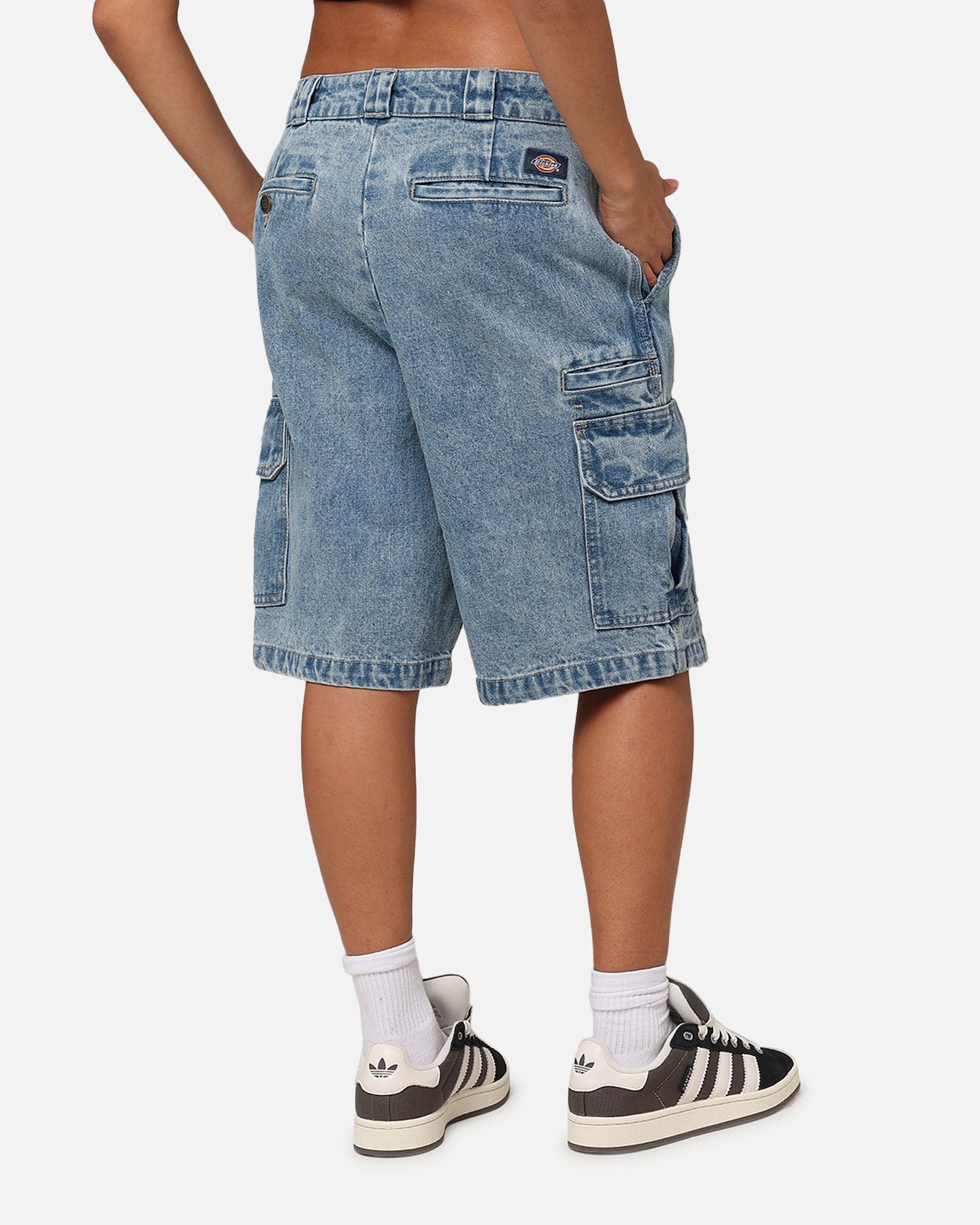 {product_title} - {shop_name}