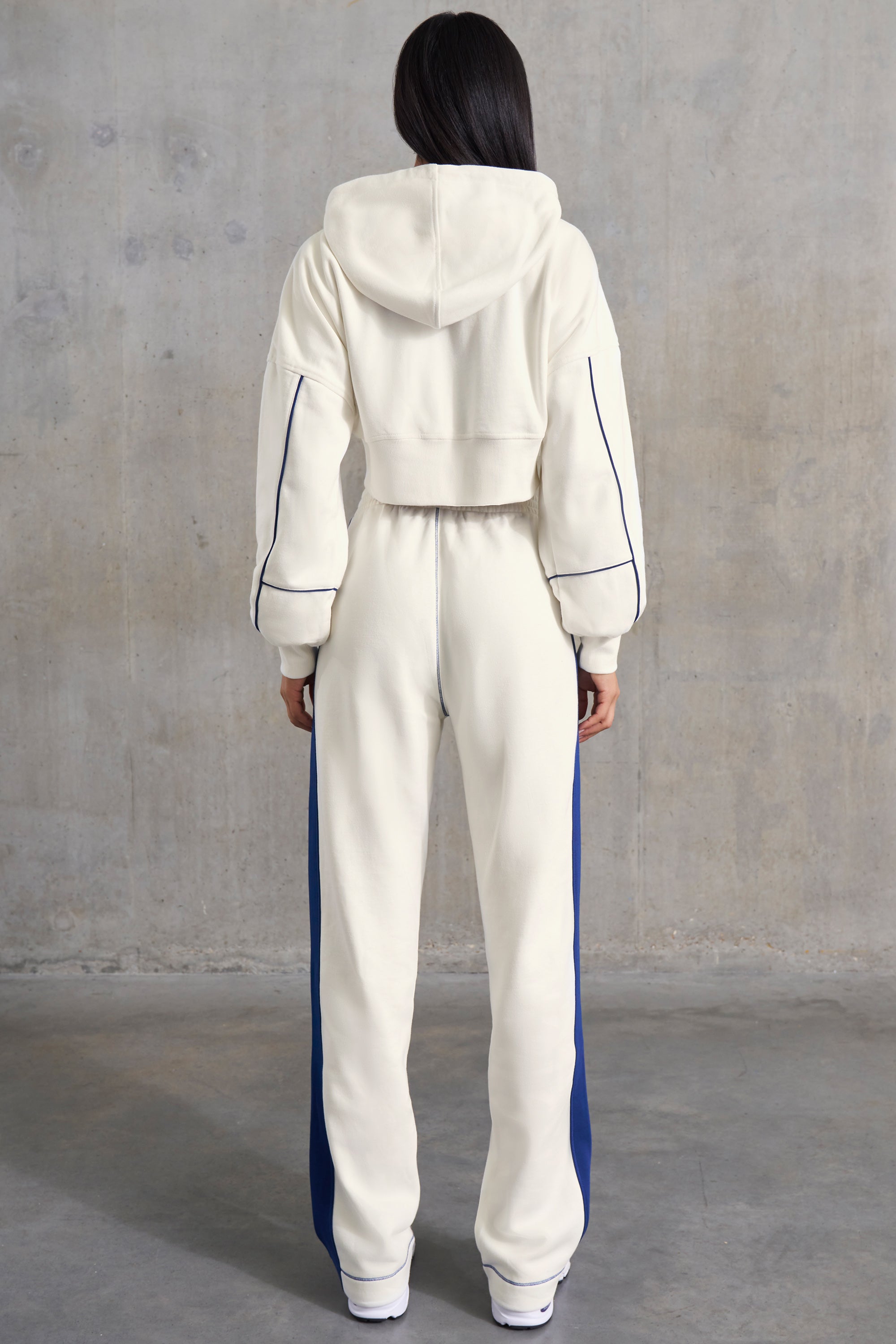 Petite Wide Leg Sweatpants in White、mySite、solidvoid