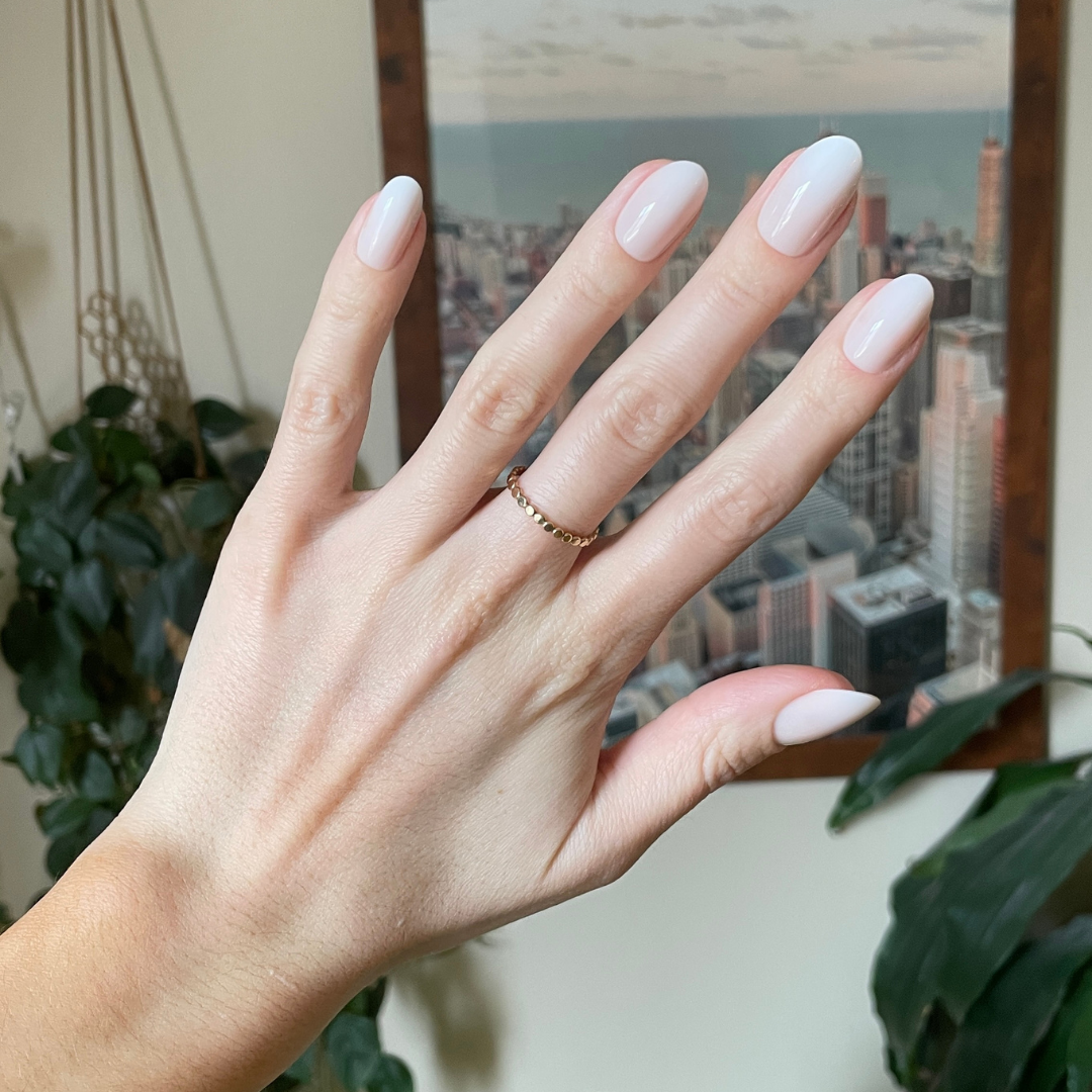 Pure White Syrup Gradient - Press-On | Medium | Oval、mySite、solidvoid