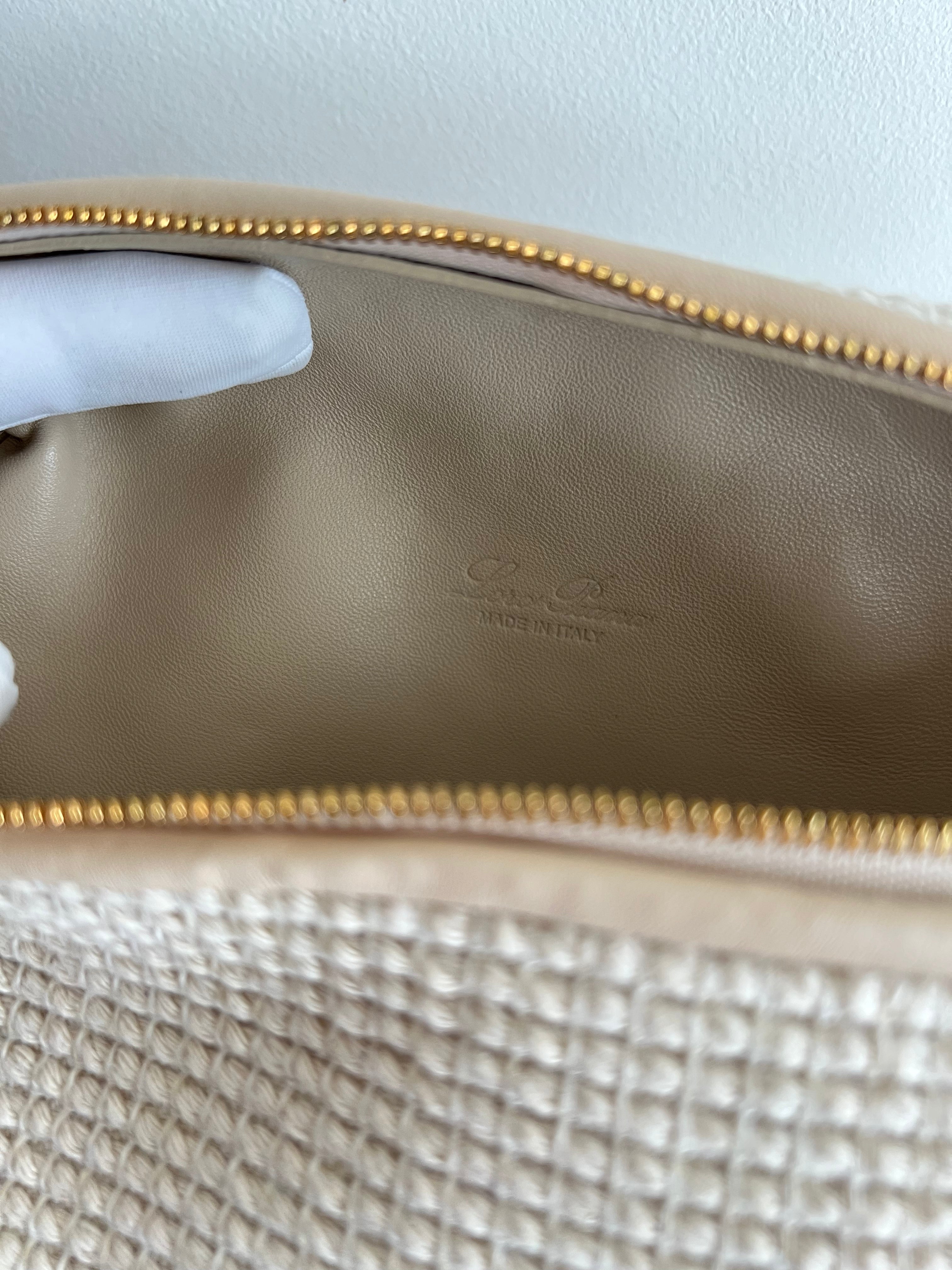 Loro Piana Extra Pocket Pouch L19 (Natural / Lotus Root)、mySite、garminoutage.com