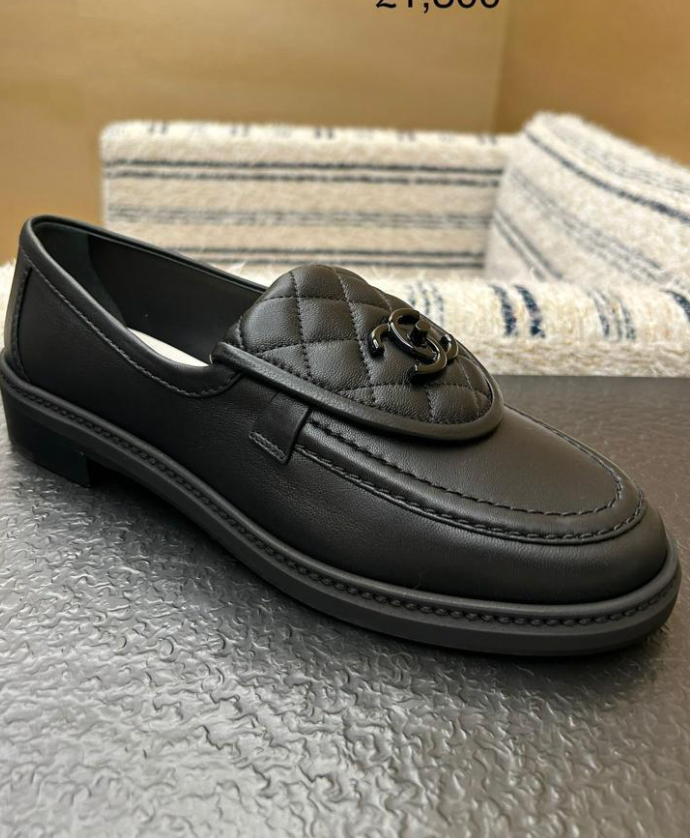 Chanel Quilted Leather Loafers Black Hardware (Black)、mySite、garminoutage.com