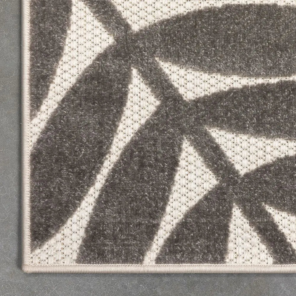 Mariah Modern Floral Indoor/Outdoor Ivory High-Low Rug、mySite、gigharbornorthrealestate