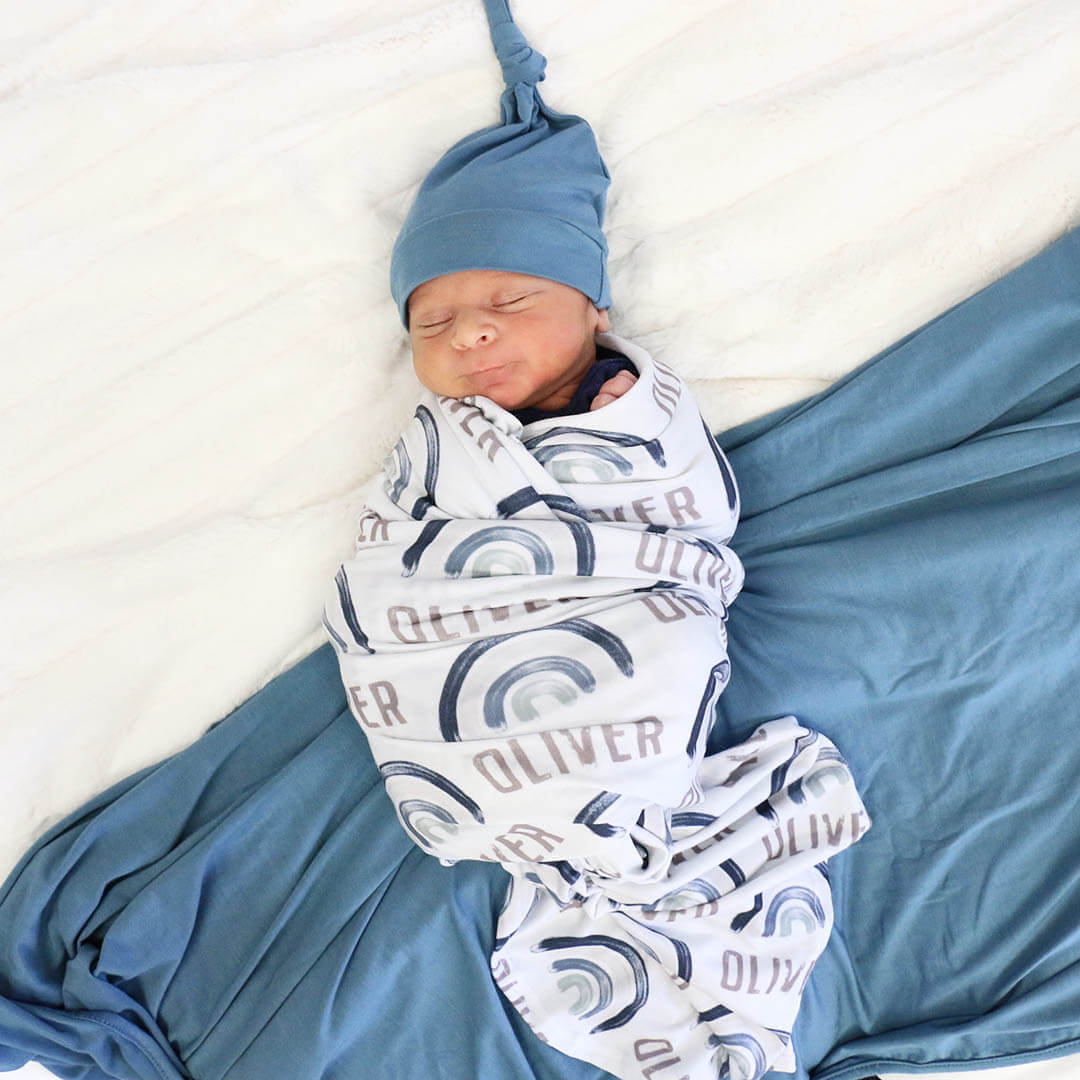  Brooks' Blue Rainbows Personalized Swaddle Blanket、mySite、layawaytickets