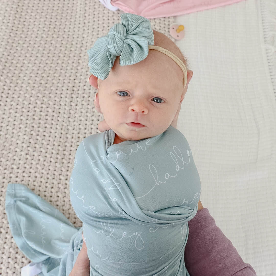  Personalized Sea Salt Baby Name Swaddle Blanket - Script、mySite、layawaytickets